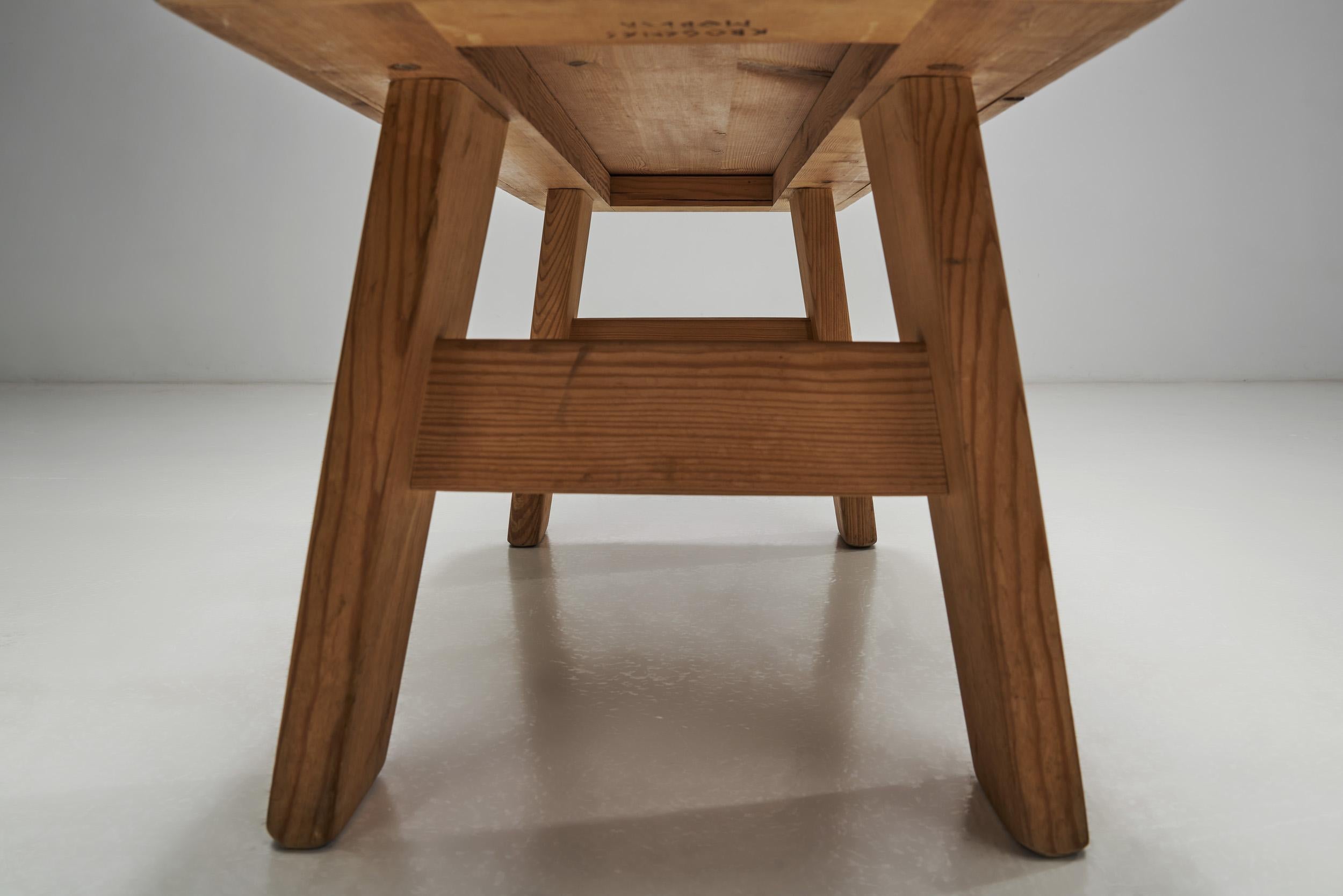 Banc en bois de pin avec assise rembourrée par Krogenæs, Norvège 1960s en vente 5