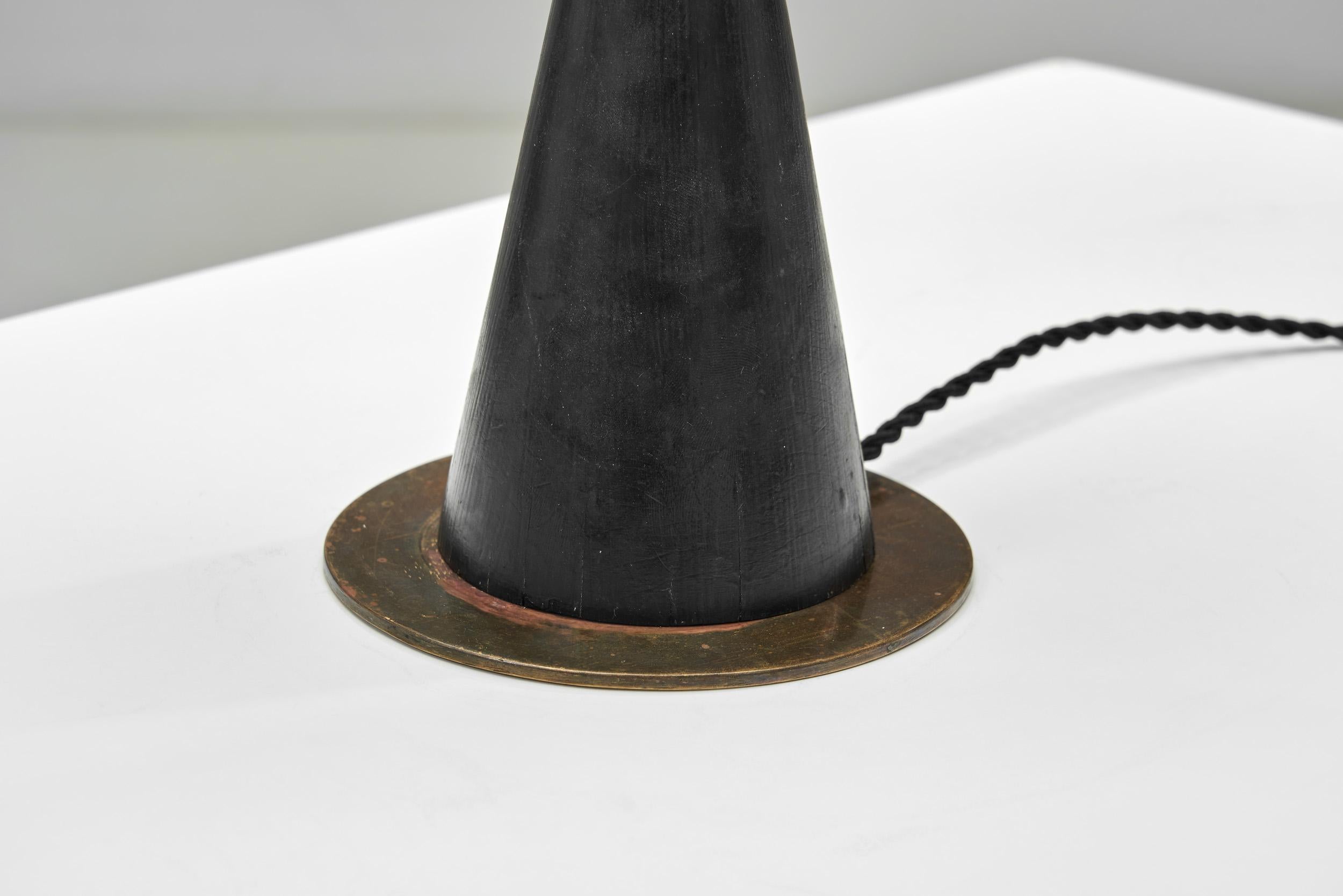 Paire de lampes de table finlandaises par Maria Lindeman, Finlande 20e siècle en vente 11