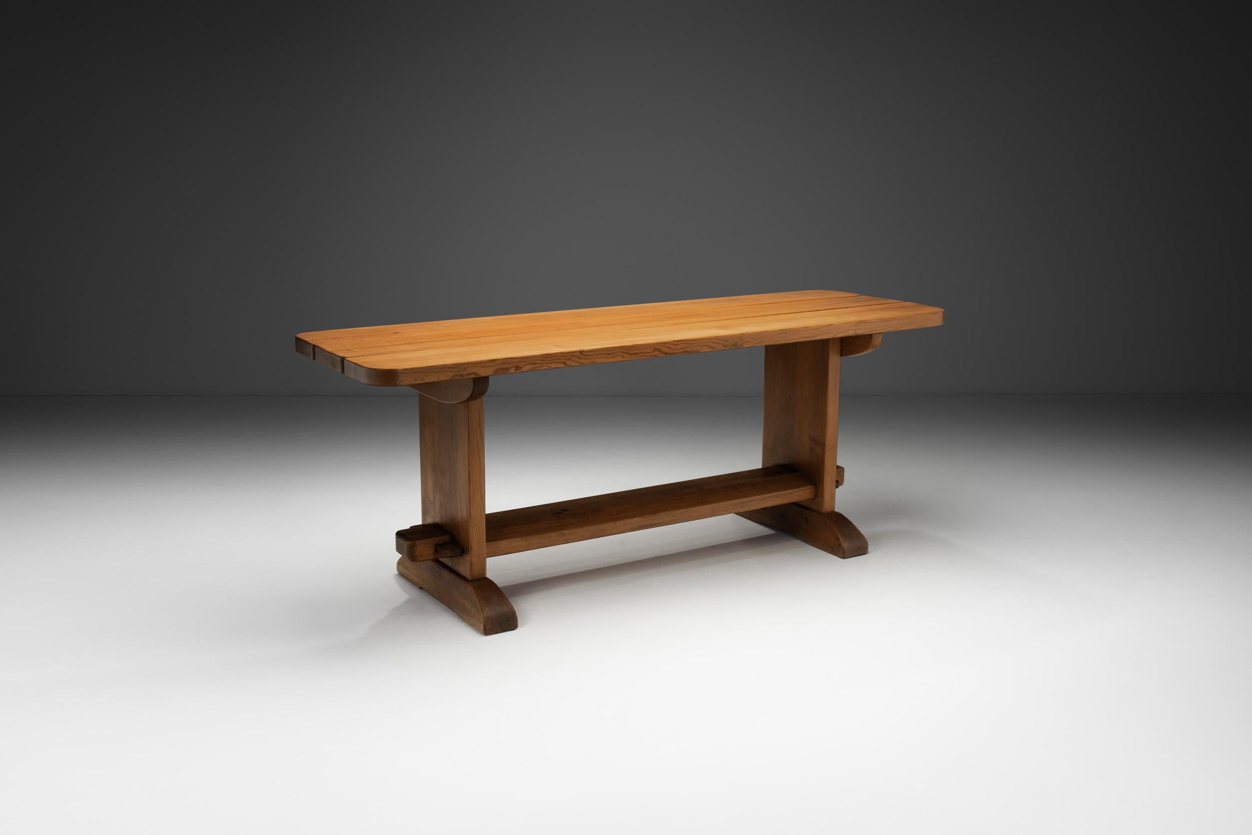 Swedish architect and furniture designer Axel Einar Hjorth served as the lead designer for Nordiska Kompaniet from 1926 to 1938. During this time, Hjorth designed the “Skoga” series in the early 1930s. 

The “Skoga” series was crafted as part of a