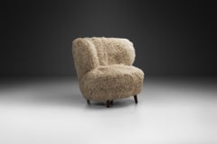 Fauteuil en peau de mouton à poils longs, Europe, fin du XXe siècle