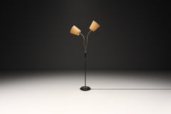 Stehlampe aus der Mitte des Jahrhunderts mit verstellbaren Lichtpunkten, Europa, 1940er Jahre