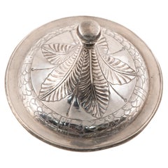 Lid of a pyx or chalice. Silver. 16th century.