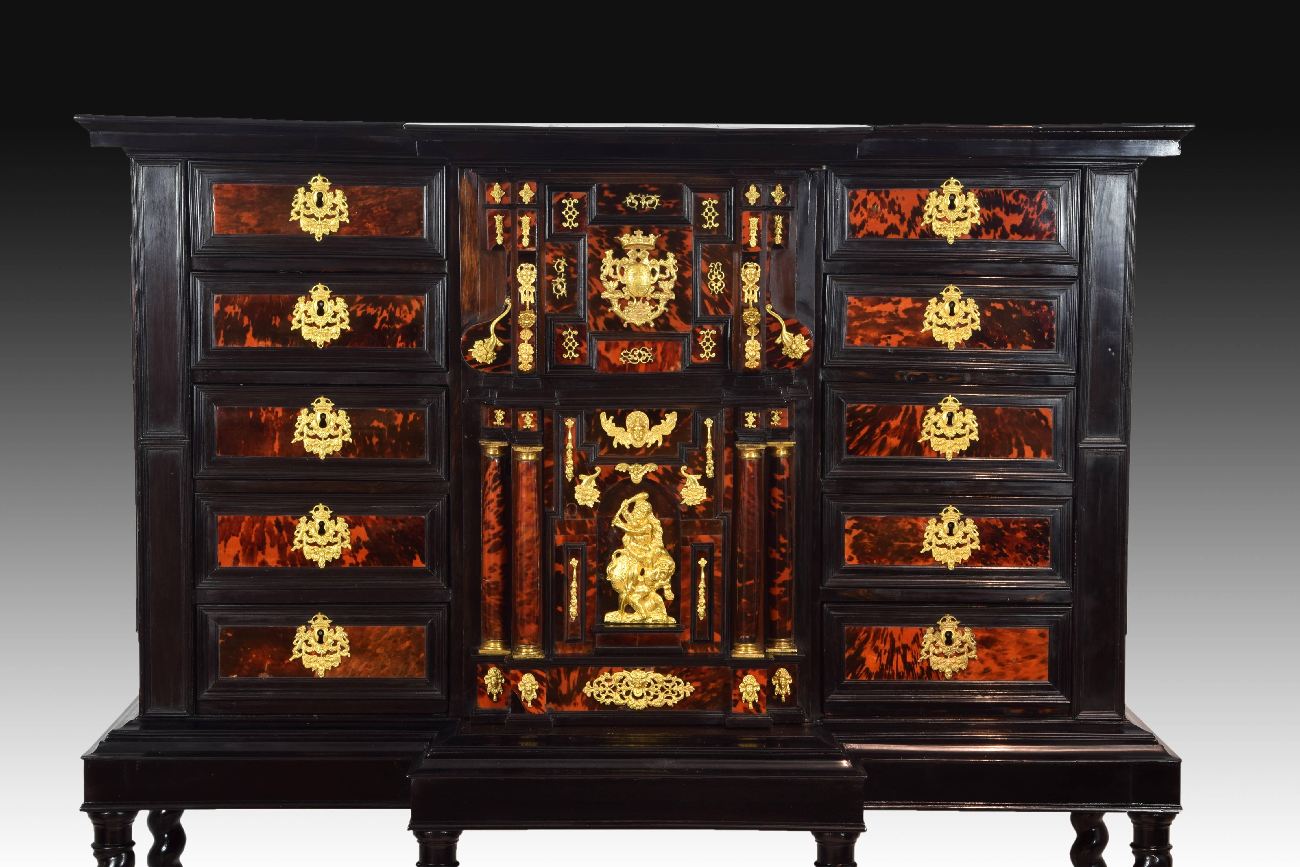 Bargueño all'italiana. Tartaruga, legno, bronzo. XVIII secolo. in vendita 3