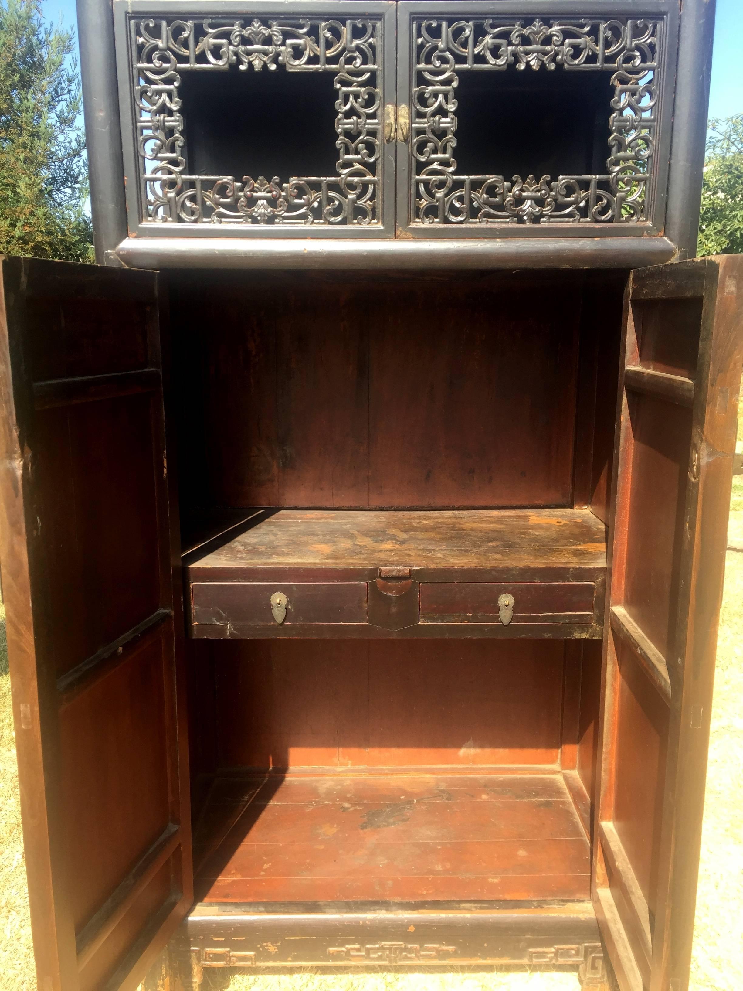 19th Century Chinese Scholar's Chest, with Carved Screens In Good Condition In Somis, CA