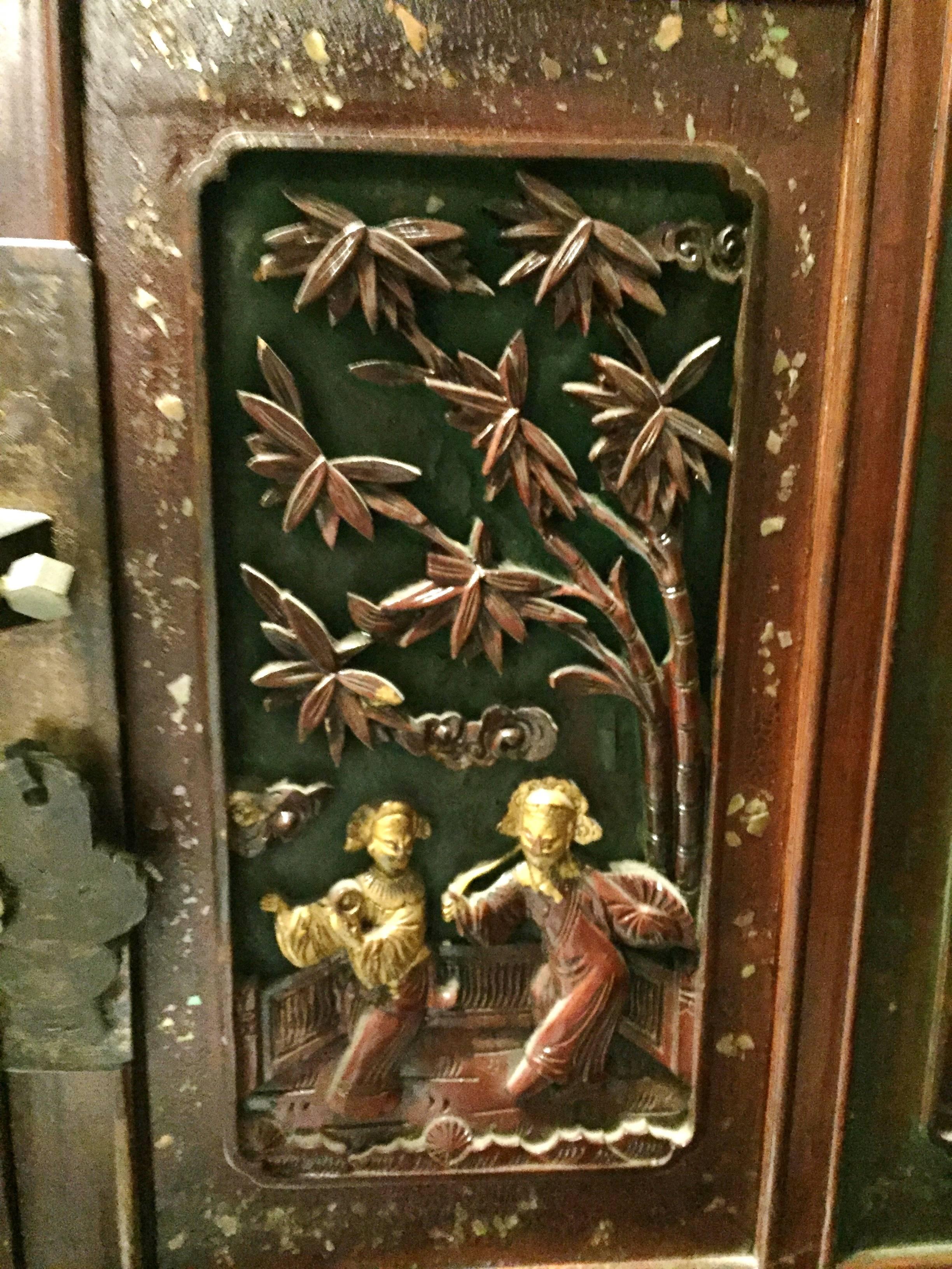 Chinese Antique Cabinet with Mother-of-Pearl Inlay 3