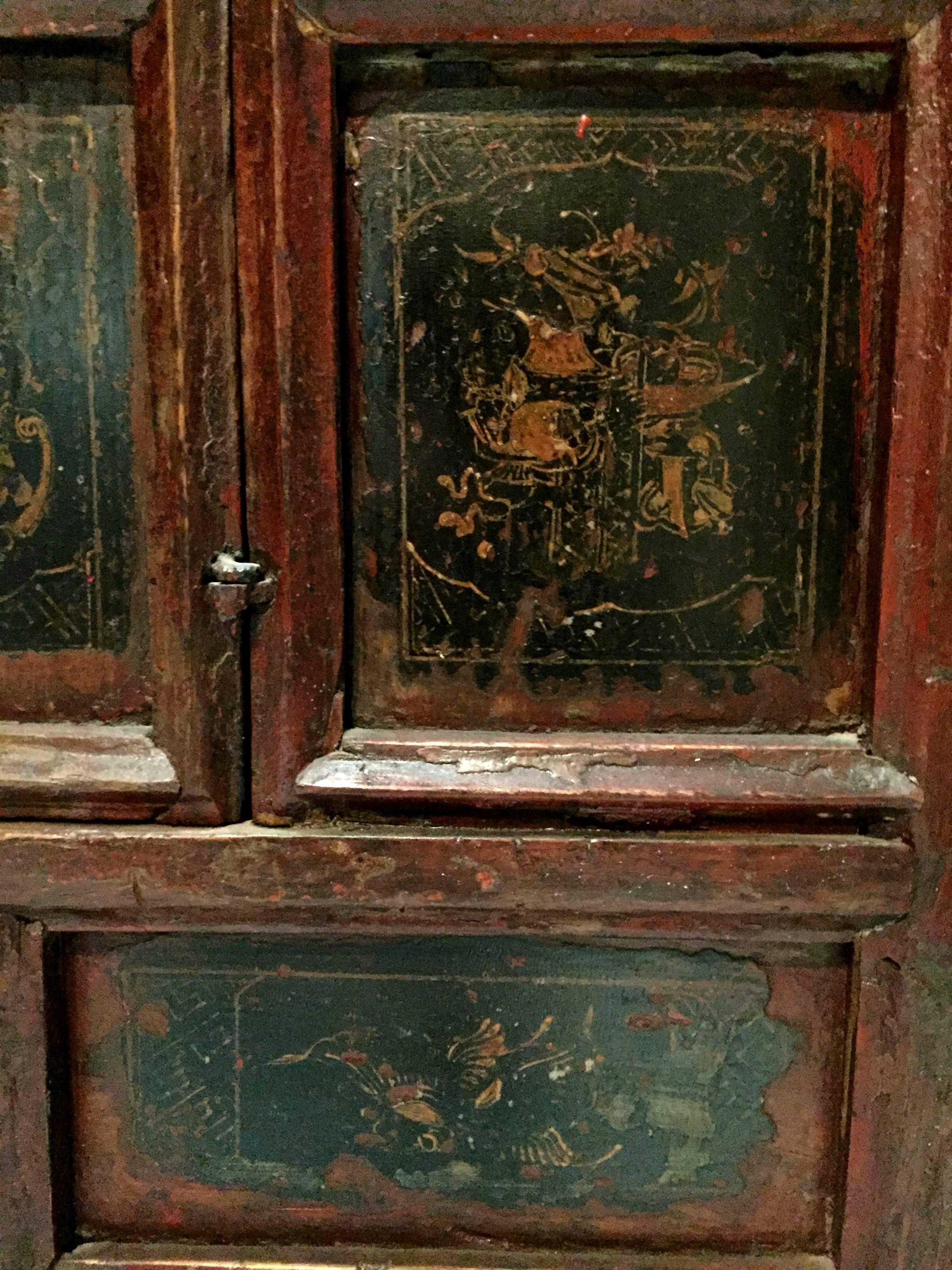 Early 19th Century Red and Black Chest with Very Old Original Paintings 3