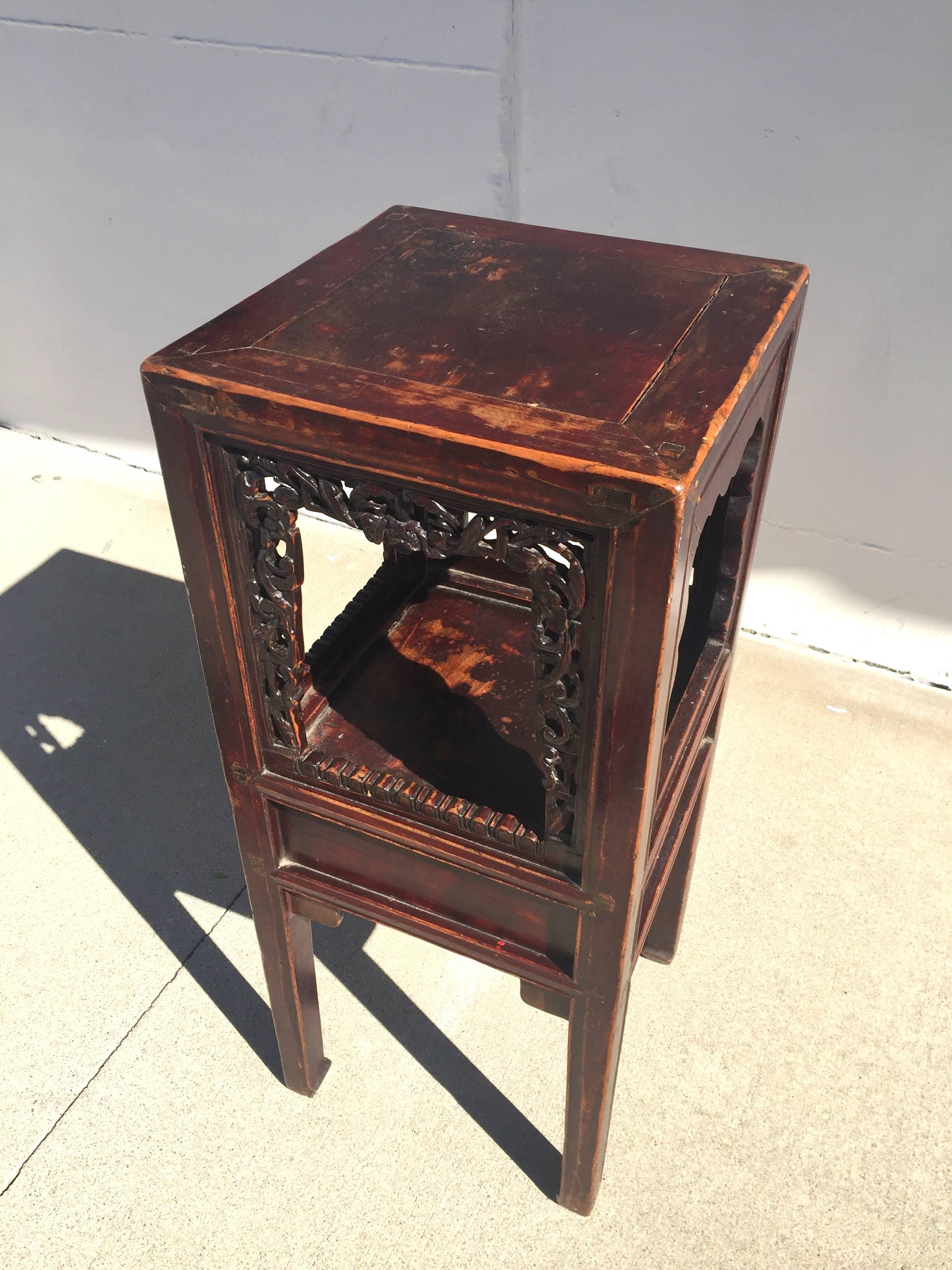 Chinese Antique Side Table In Good Condition For Sale In Somis, CA