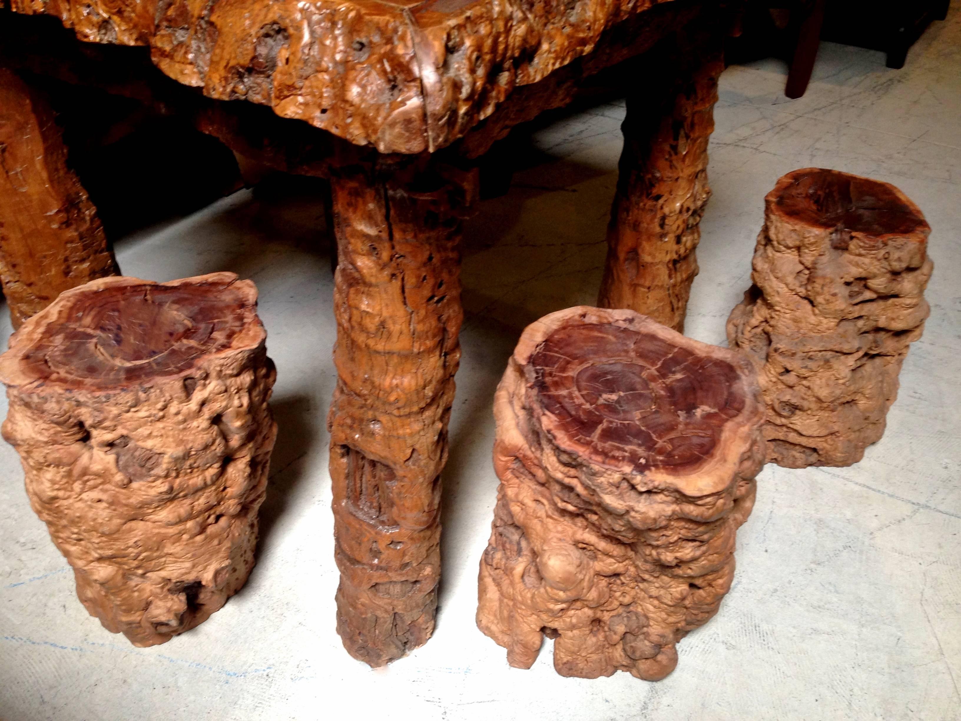 Rustic Log Country Table with Stools, Burl Jujube Solid Wood Table Set of Four In Good Condition In Somis, CA