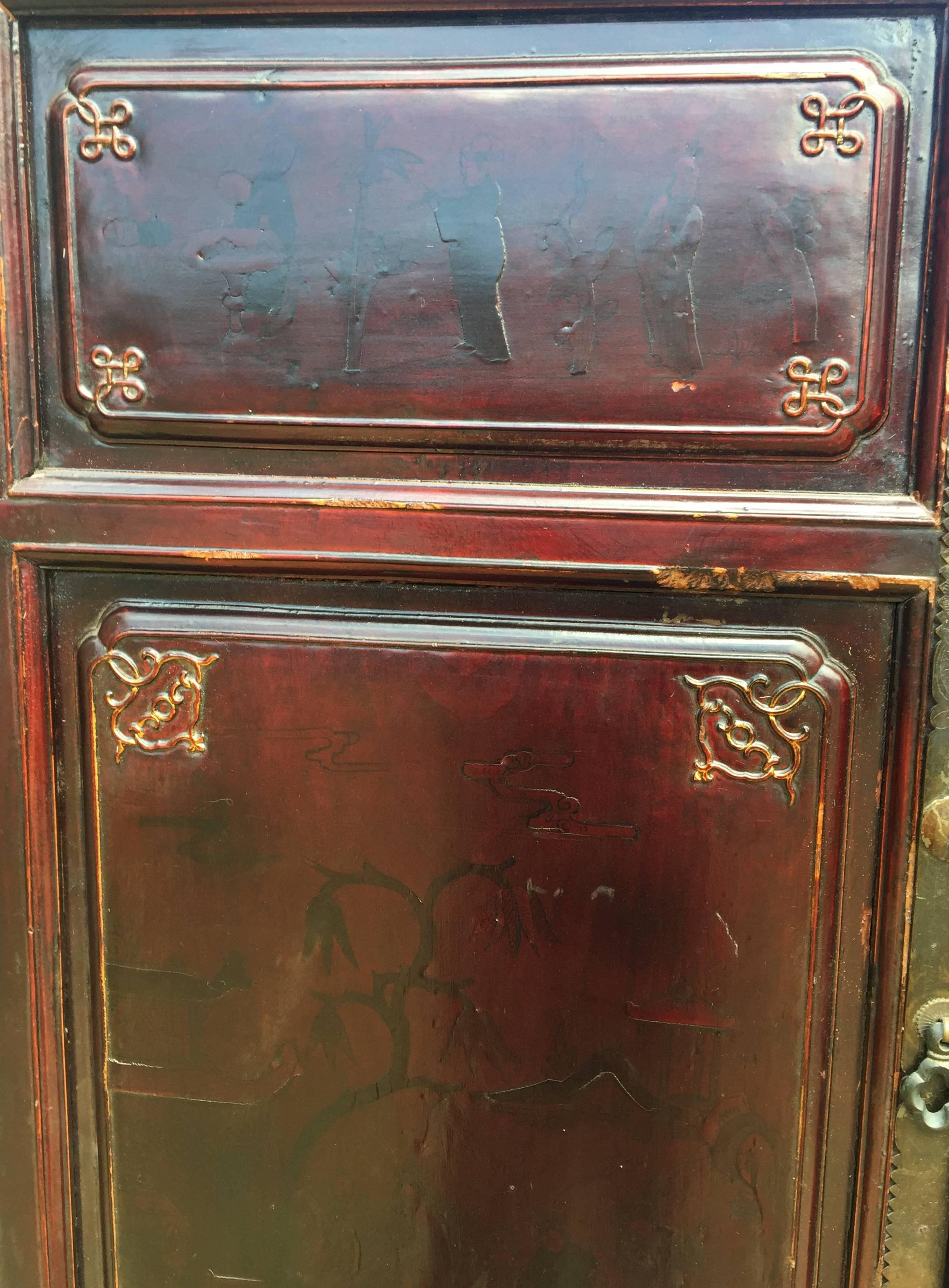 Antique Southern Chinese Scholar's Chest with Carvings In Good Condition In Somis, CA
