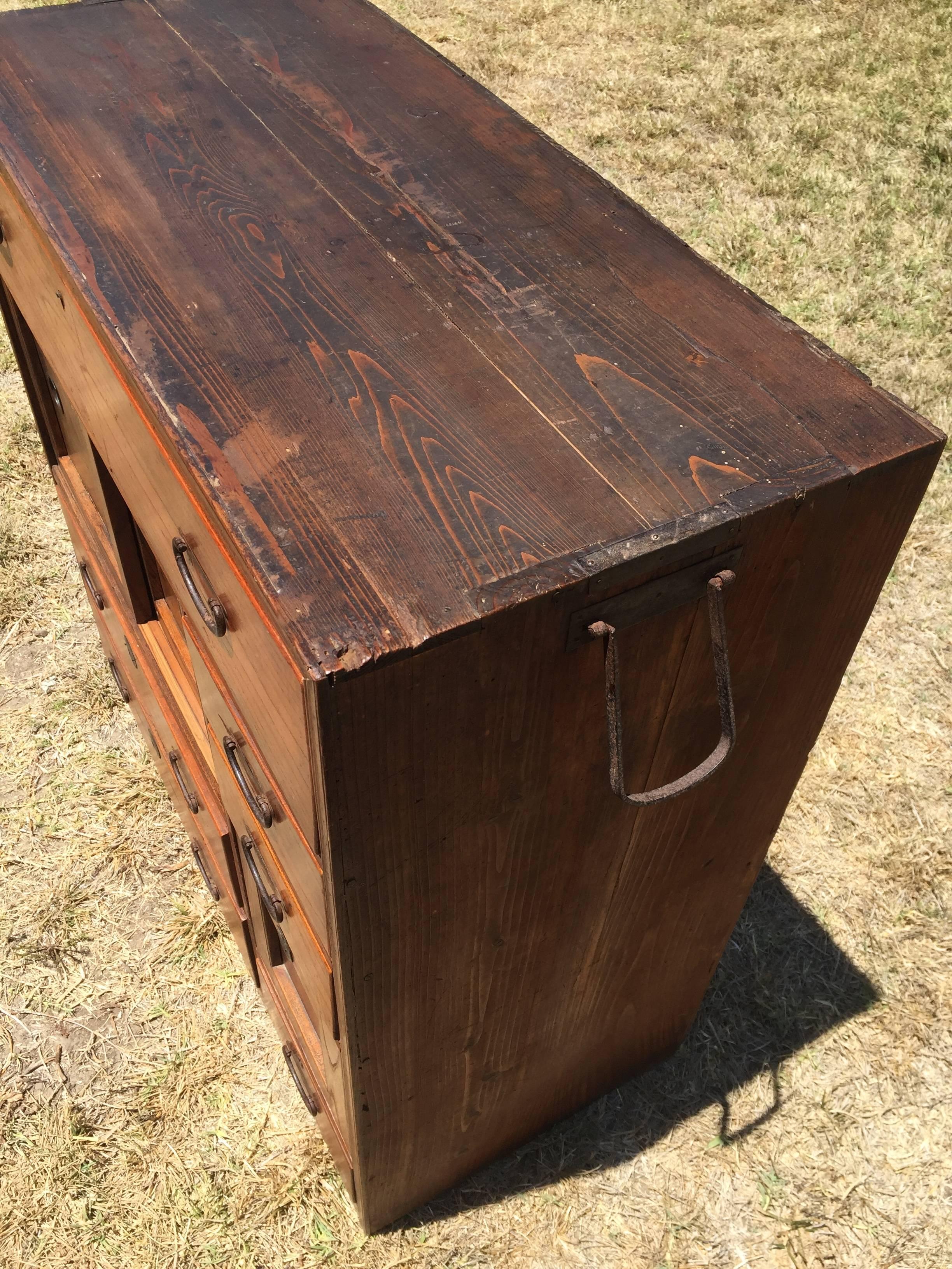 Vintage Japanese Tansu with Eight Drawers and Sliding Doors In Good Condition In Somis, CA