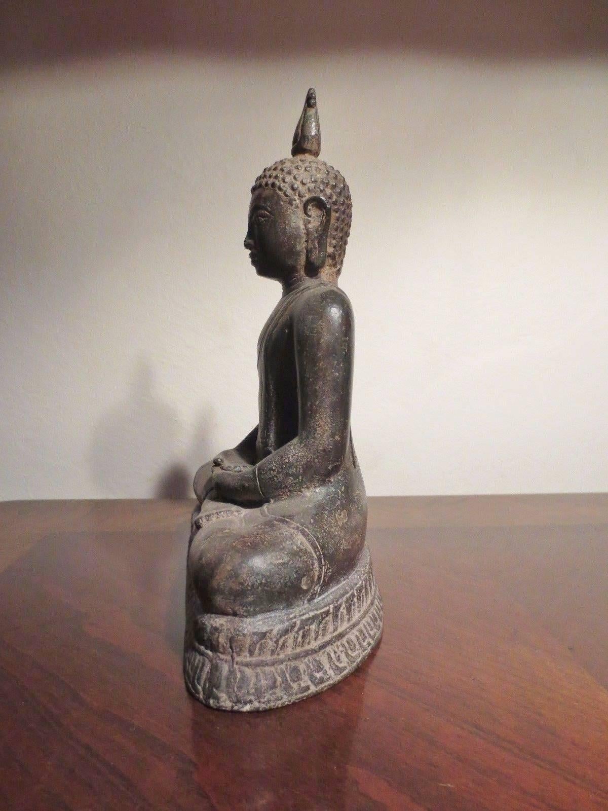 Antiker srilankischer Buddha aus Kandy-Bronze 4