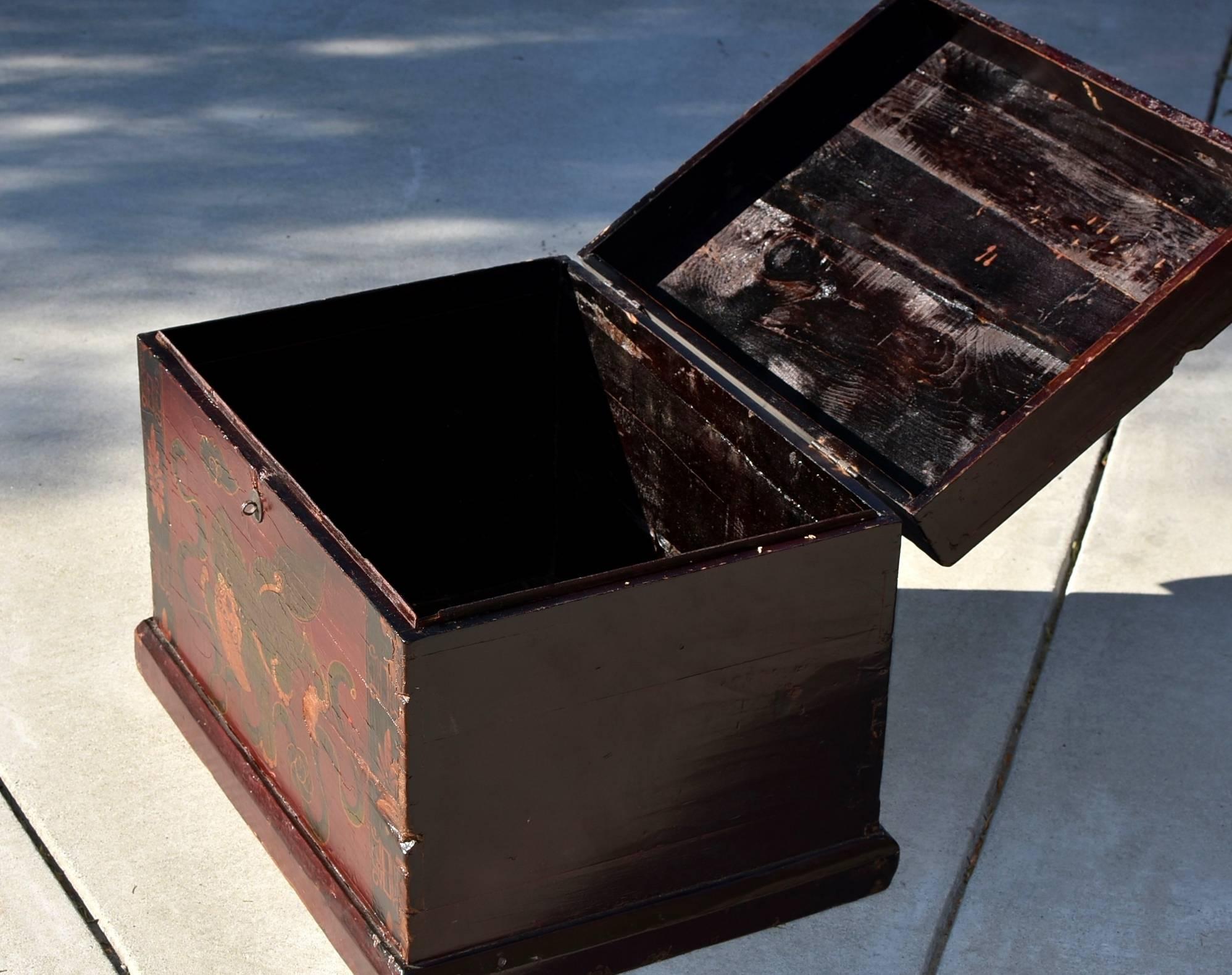 Wood Large Painted Box with Foo Dog, Antique Trunk