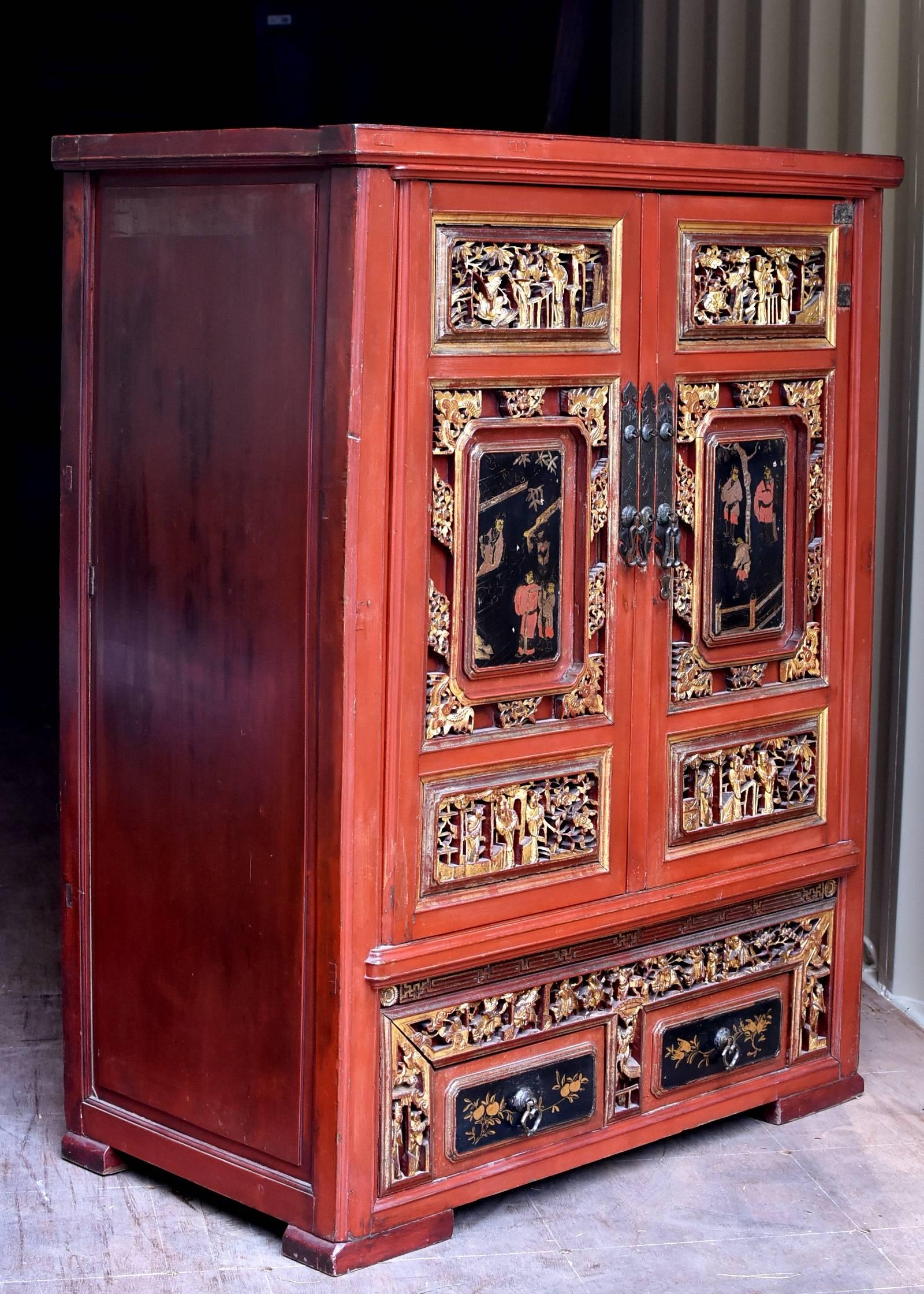 Chinese Antique Red Gilded Carved Scholar's Cabinet For Sale