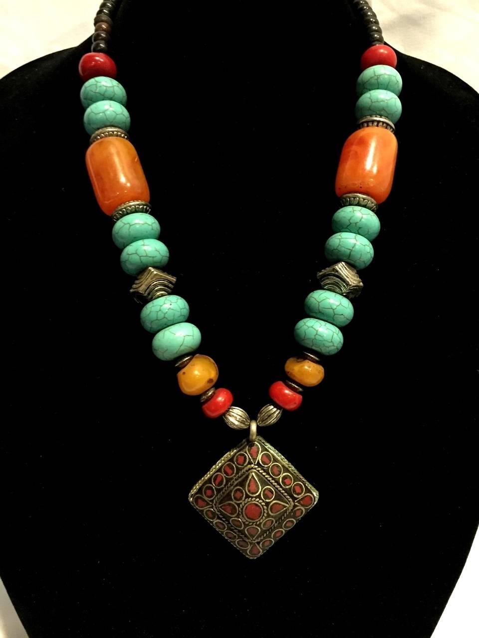 Lot of Ten Tibetan Necklaces In Good Condition In Somis, CA
