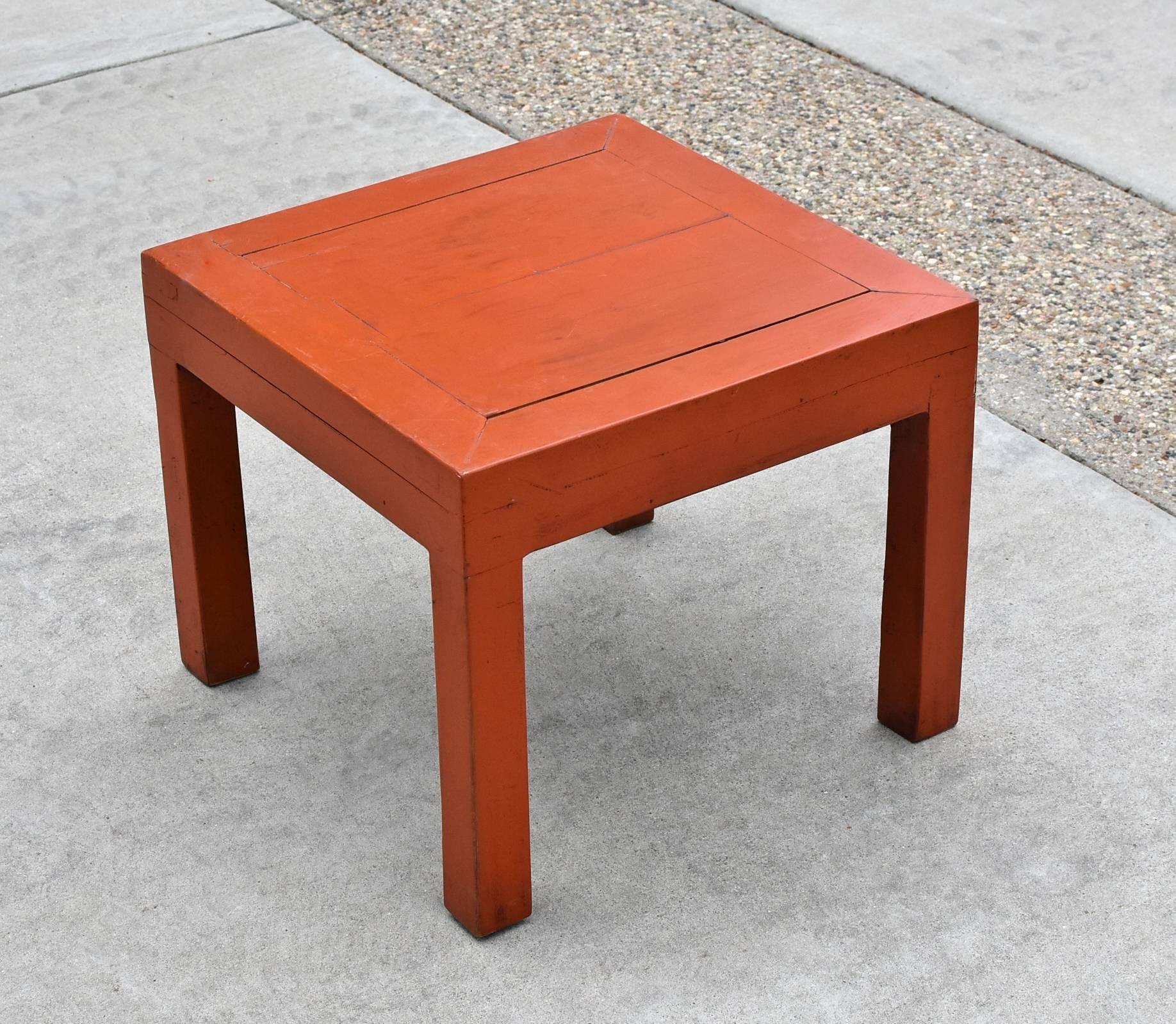 Deux tabourets de table Parsons orange et noir en vente 1