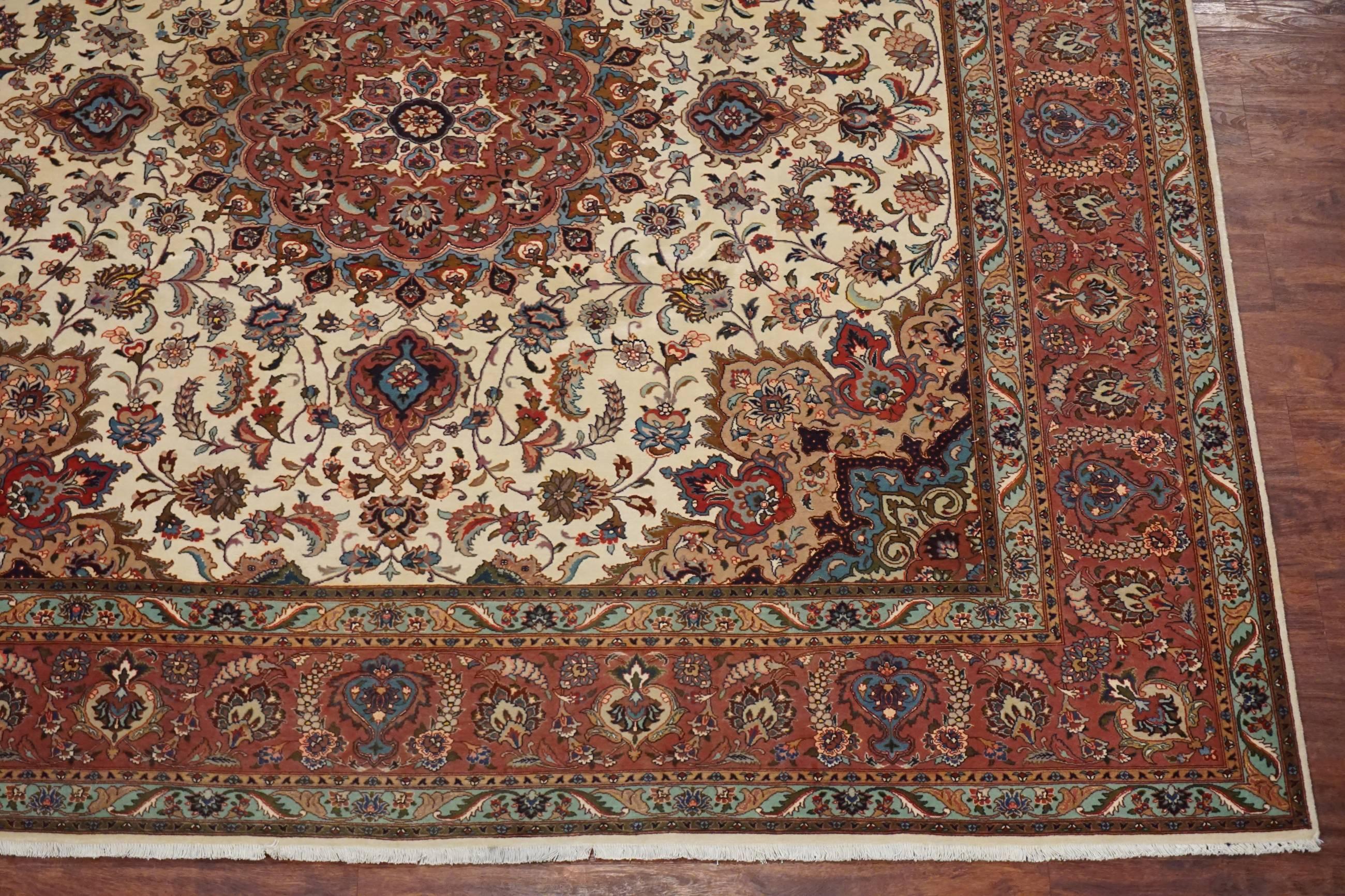 20th Century Square Wool and Silk Persian Tabriz Rug, circa 1970 For Sale