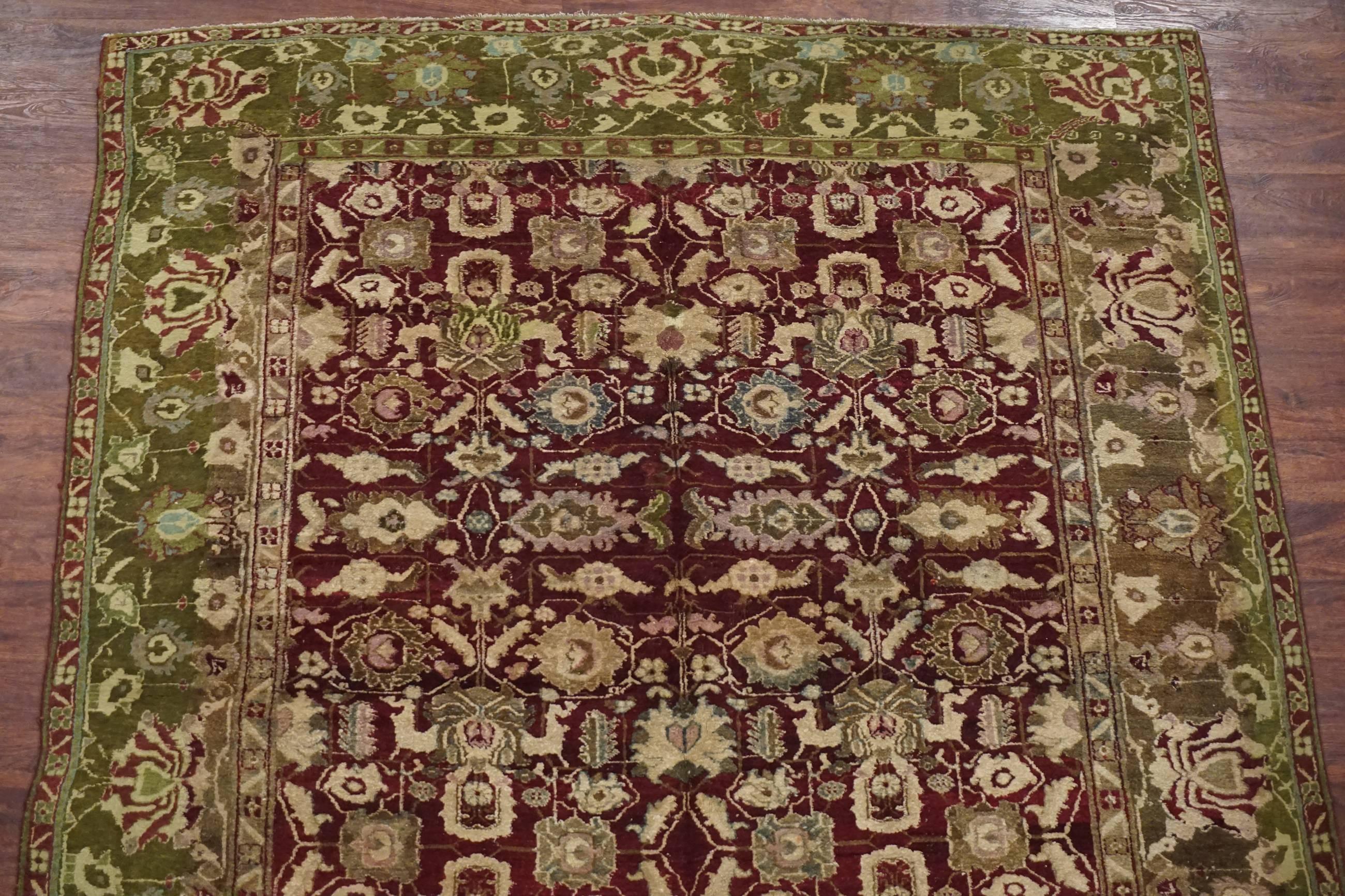 Antique Indian Agra Rug, circa 1880 In Excellent Condition For Sale In Northridge, CA