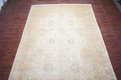 Beige Hand-Knotted Wool Oushak Rug, circa 1990
