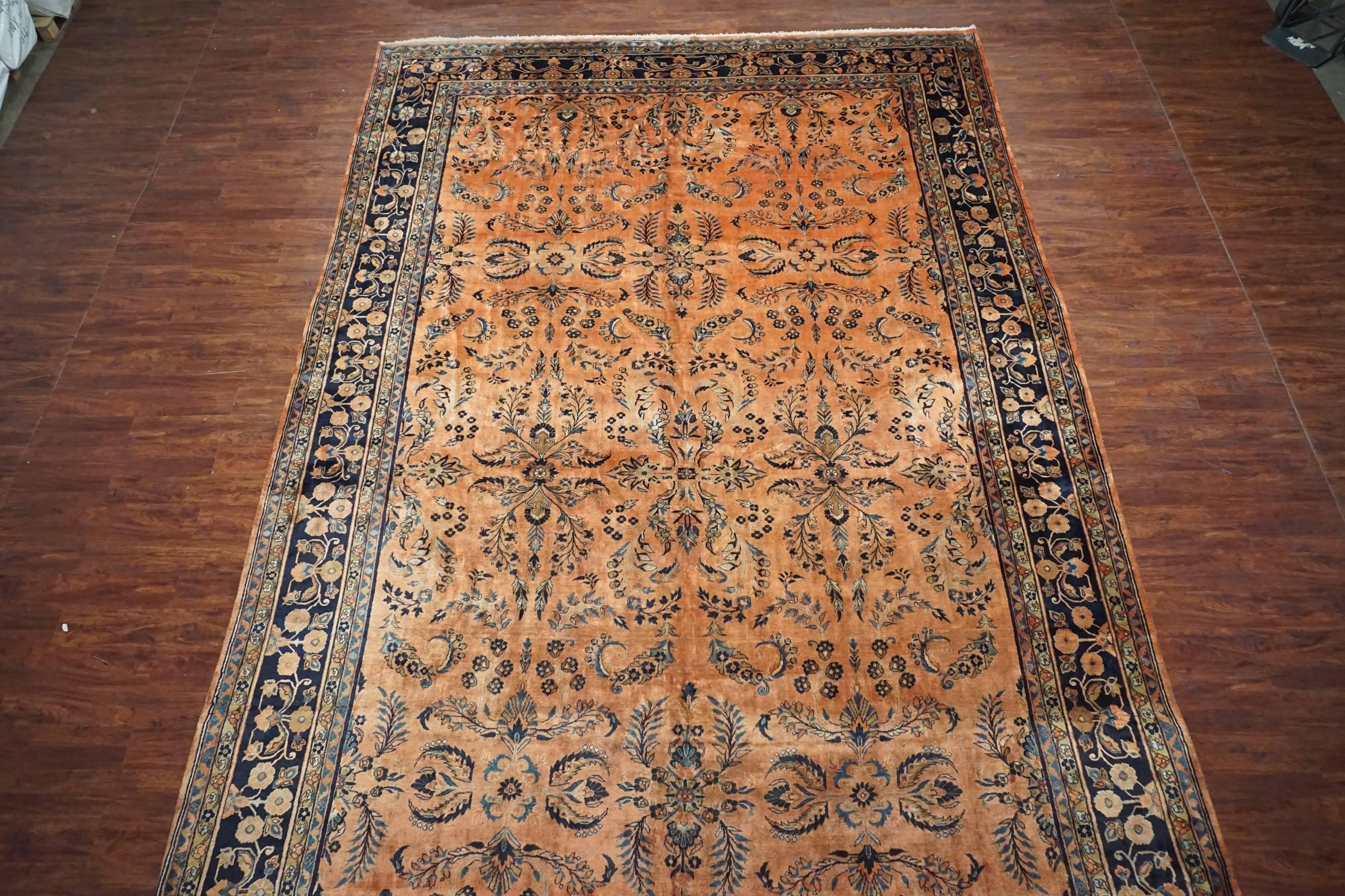 Antique Persian Sarouk rug

circa 1900

Measures: 11' 5