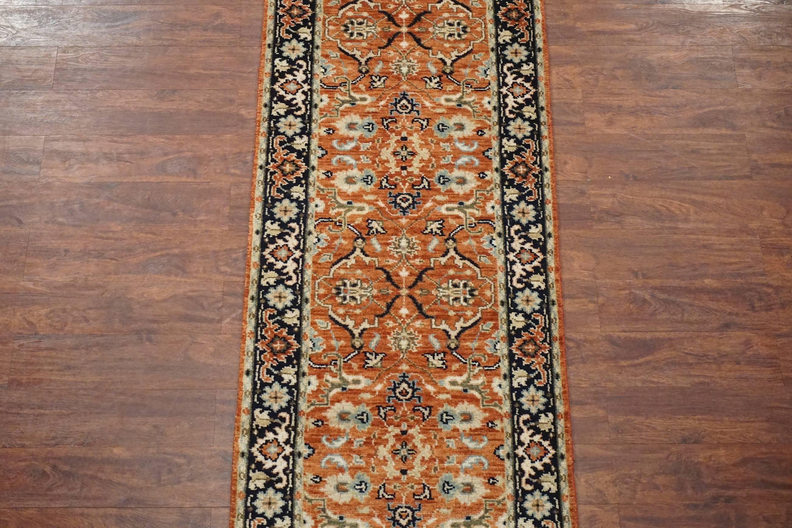 Persian Mahal runner with vegetable dyed wool

2015

Measures: 2' 7