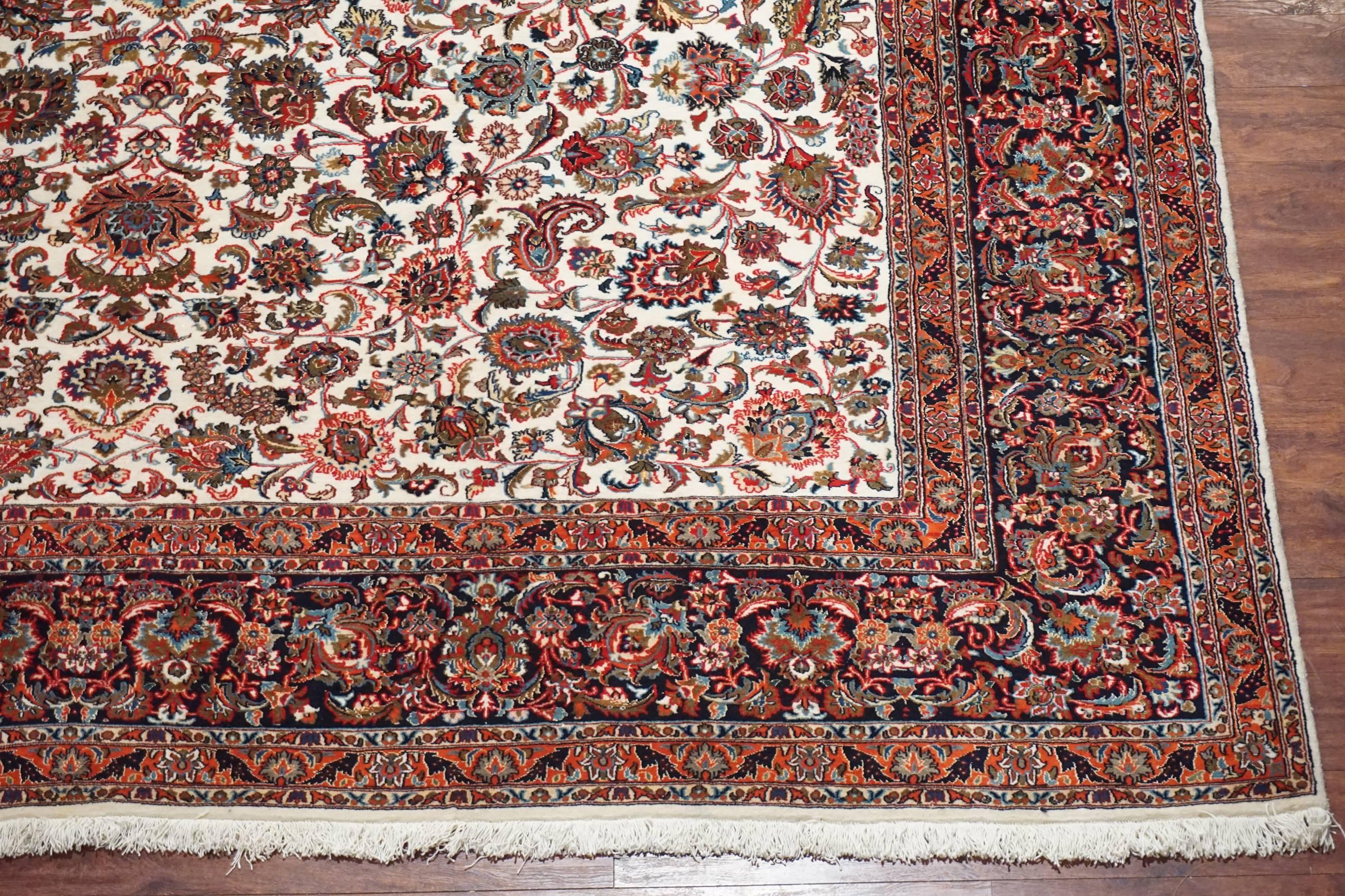Contemporary Fine Wool and Silk Persian Tabriz Rug, circa 2000 For Sale