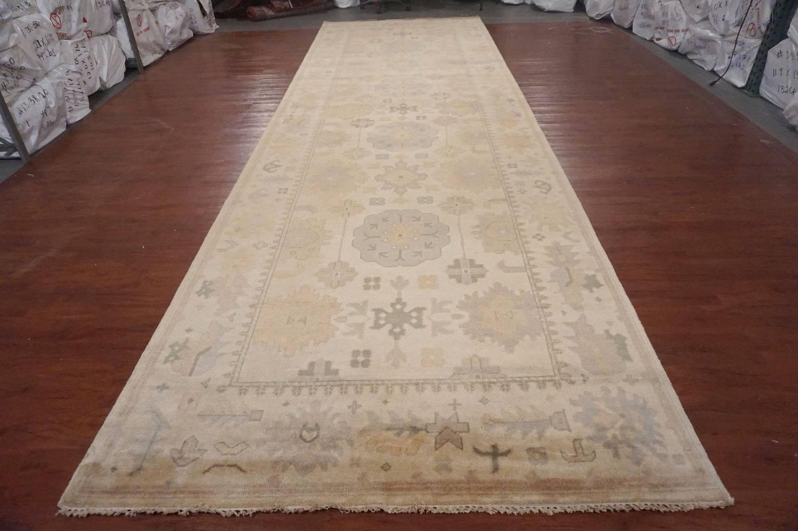 Beige Oushak Gallery runner

2010

Measures: 6' x 19' 7