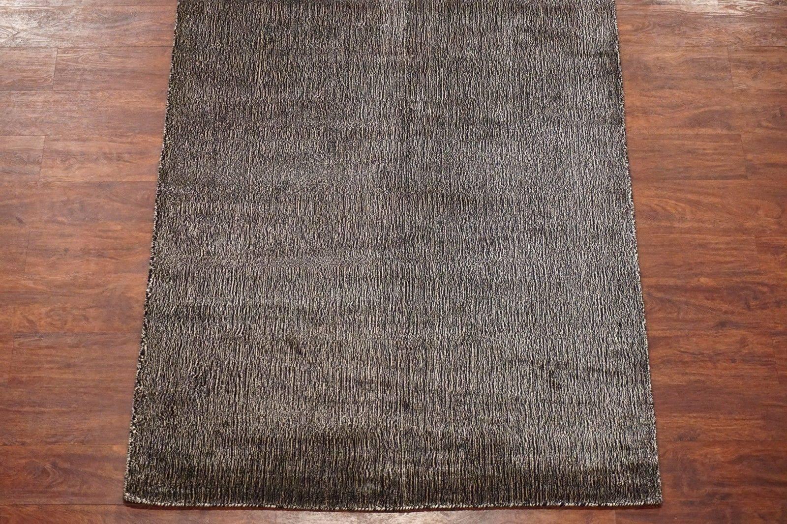 Hand-Crafted Modern Bamboo Silk Area Rug For Sale