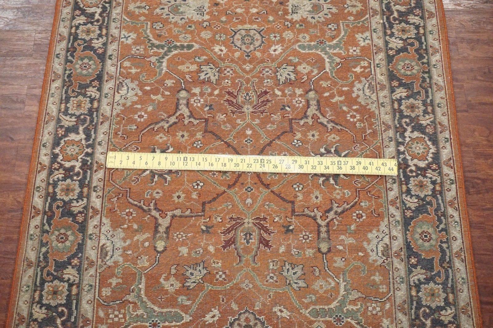 Vegetable Dyed Mahal Style Rug In Excellent Condition For Sale In Northridge, CA