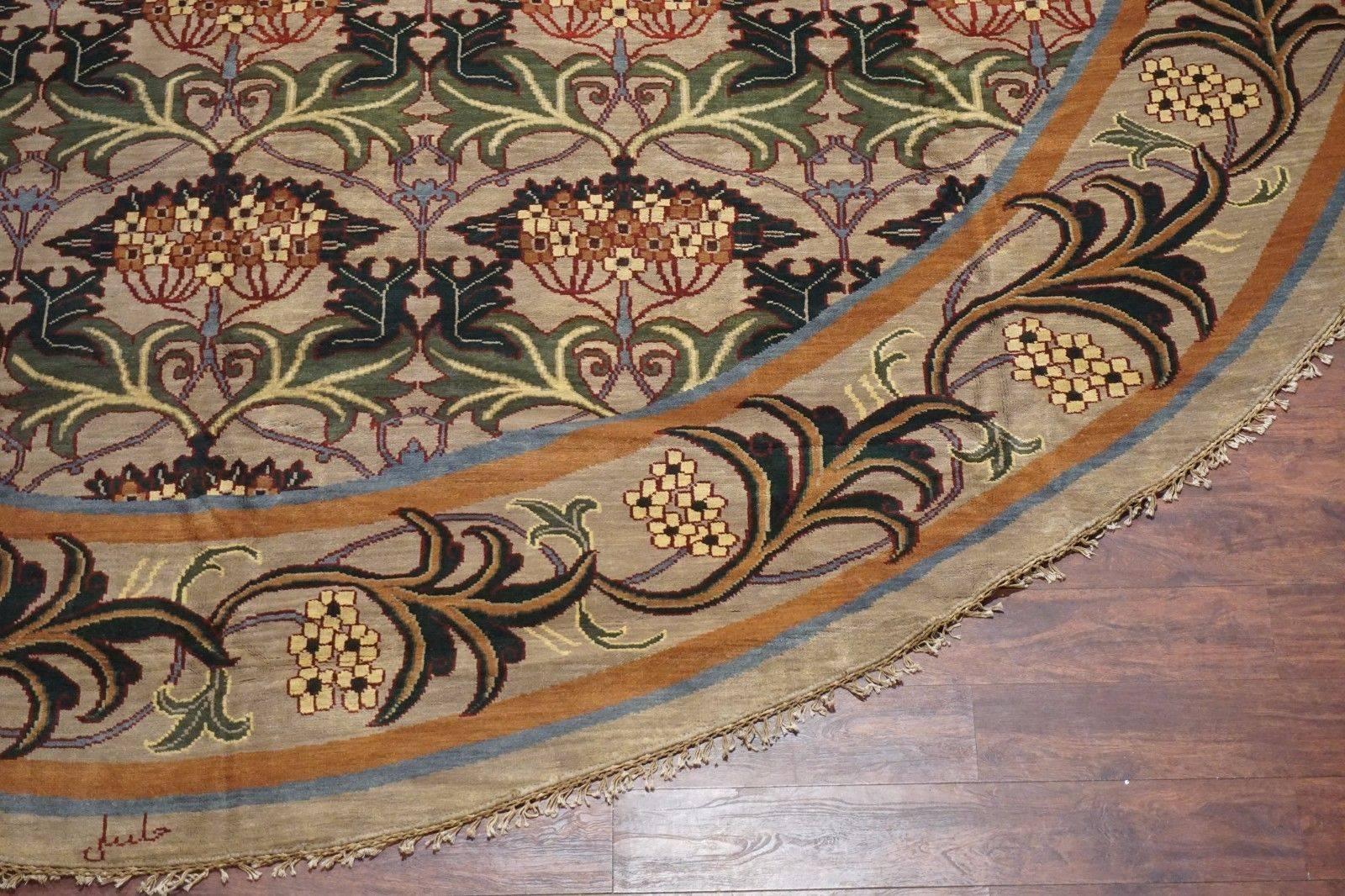 Indian Round William Morris Style Rug For Sale