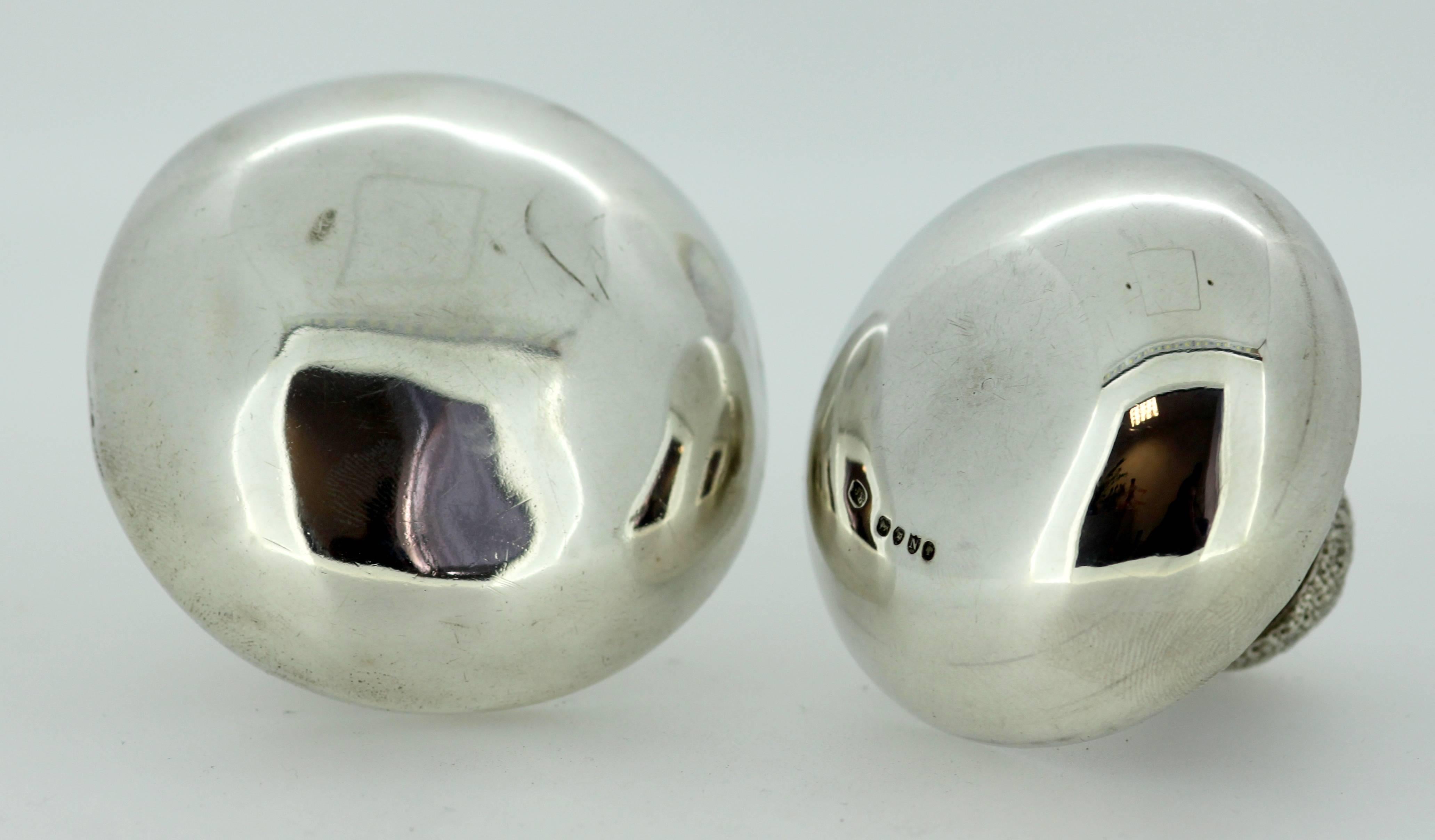 Victorian Pair of Silver Mushroom Salt and Pepper Shakers, 1874, John Batson In Good Condition In Braintree, GB