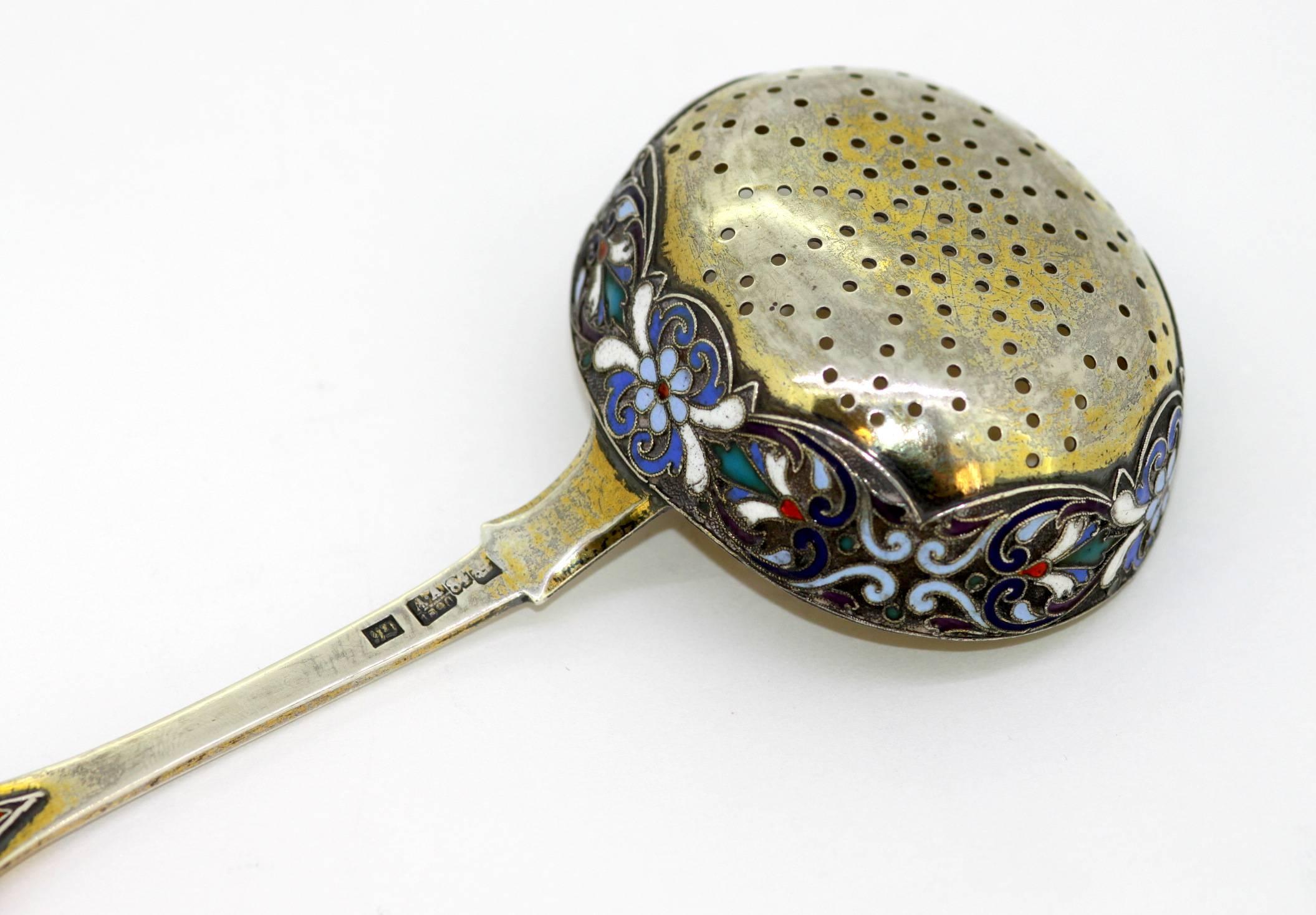 Antique Russian Silver and Enamel Tea Strainer, St. Petersburg, 1890 4