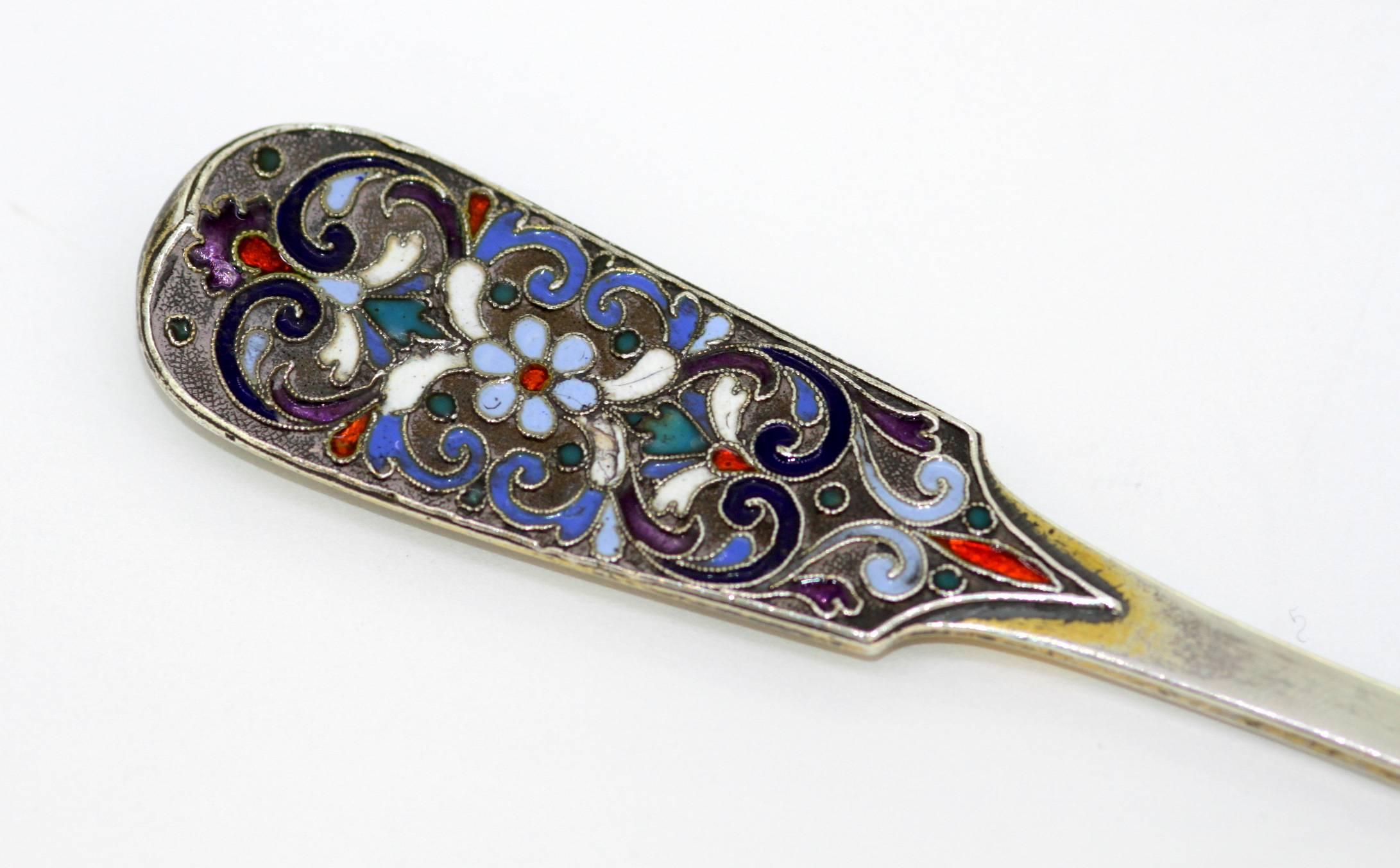 Antique Russian Silver and Enamel Tea Strainer, St. Petersburg, 1890 3
