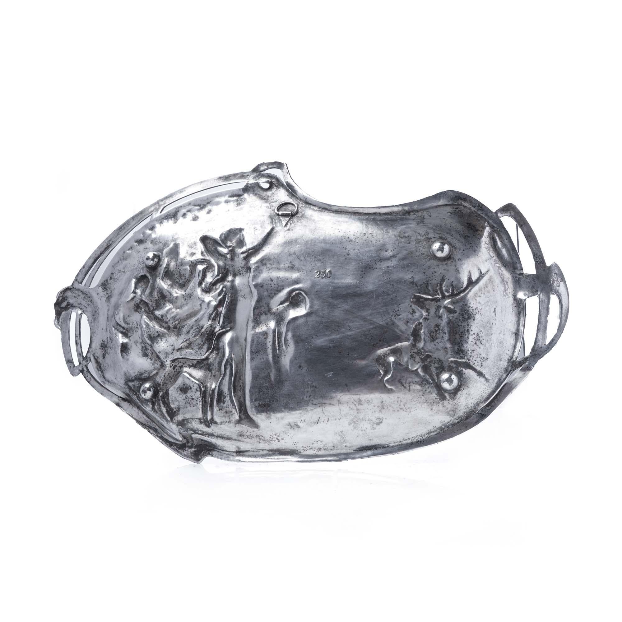 WMF Versilberter Jugendstil-Teller mit der Darstellung der Jägerin Diana, um 1900 (Deutsch) im Angebot