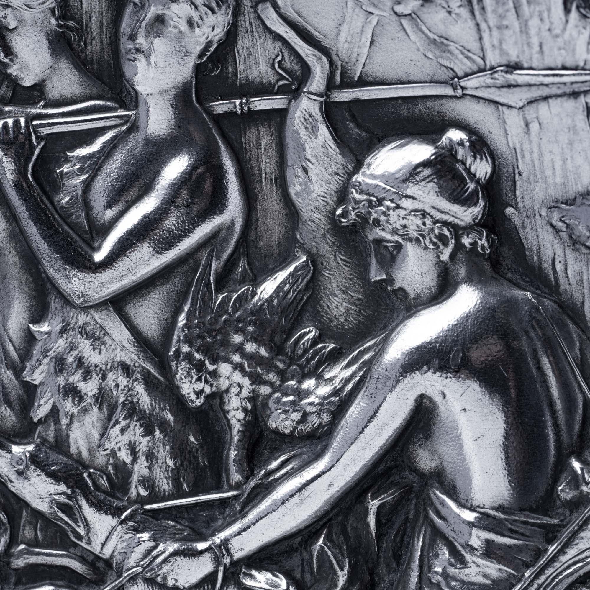 WMF Versilberter Jugendstil-Teller mit der Darstellung der Jägerin Diana, um 1900 im Angebot 4
