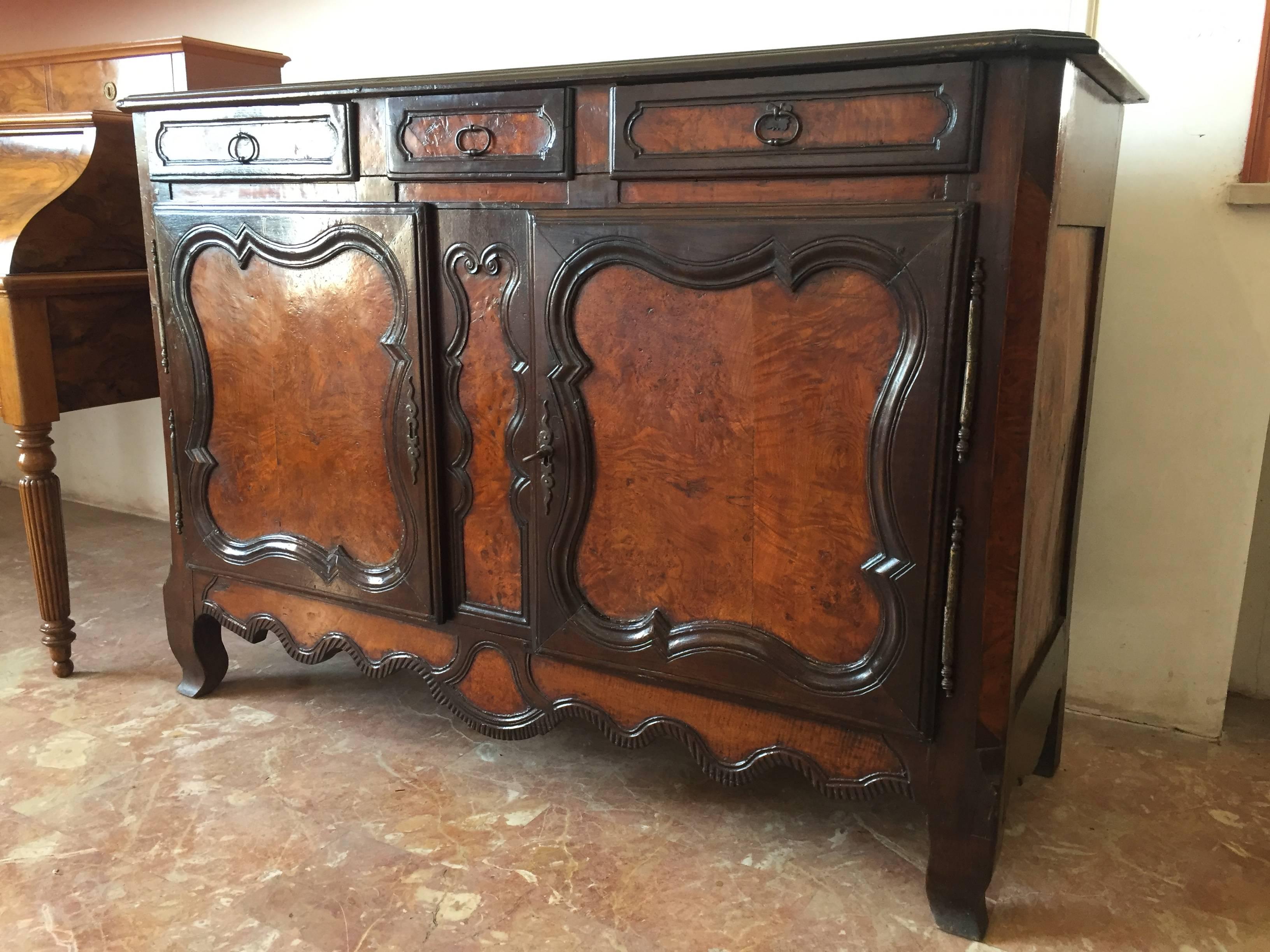 Louis XV Country French Carved Elm Sideboard, Early, 1800s For Sale 3
