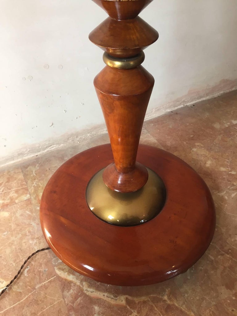 French Art Deco Carved Wood with Brass Decorations Floor Lamp, 1930s For Sale 5