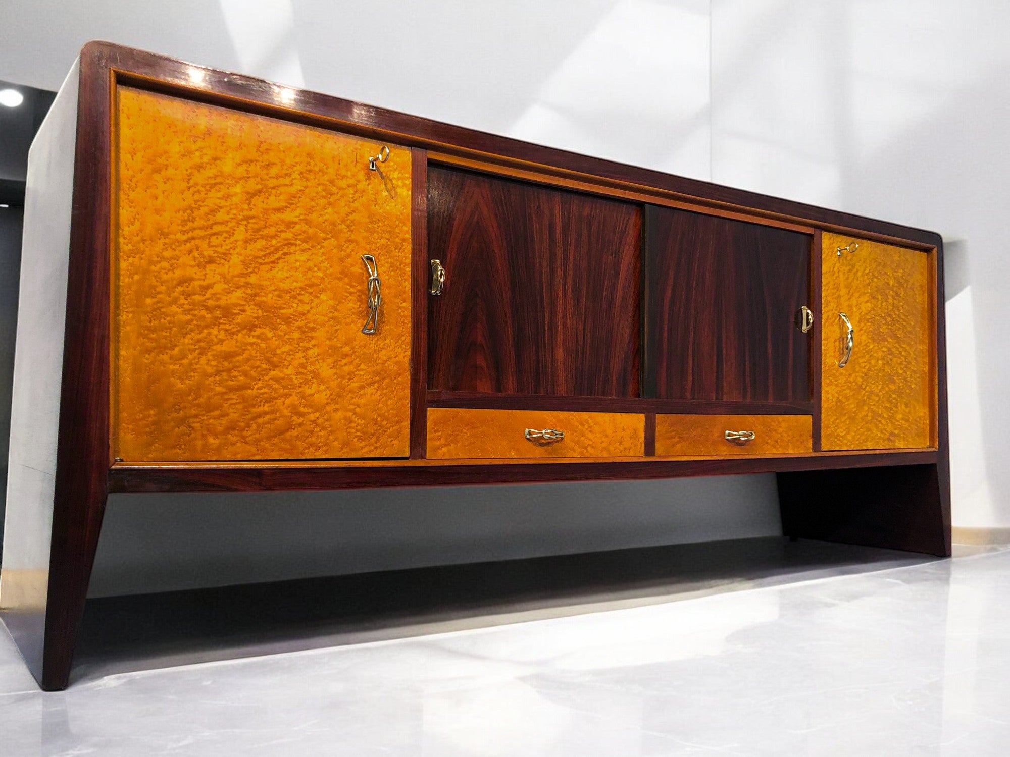 Italiano Mid-Century  Credenza attribuita a Guglielmo Ulrich, anni '50