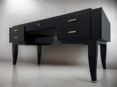 Escritorio ejecutivo francés Art Déco lacado en negro, años 30