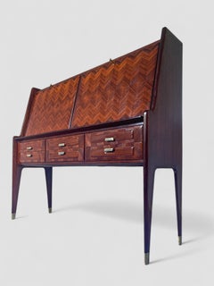 Credenza o mobile bar italiano del Medioevo disegnato da Vittorio Dassi, anni '50