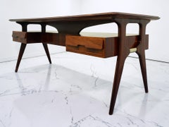 Italienischer Mid-Century-Schreibtisch von Vittorio Dassi aus den 1950er Jahren