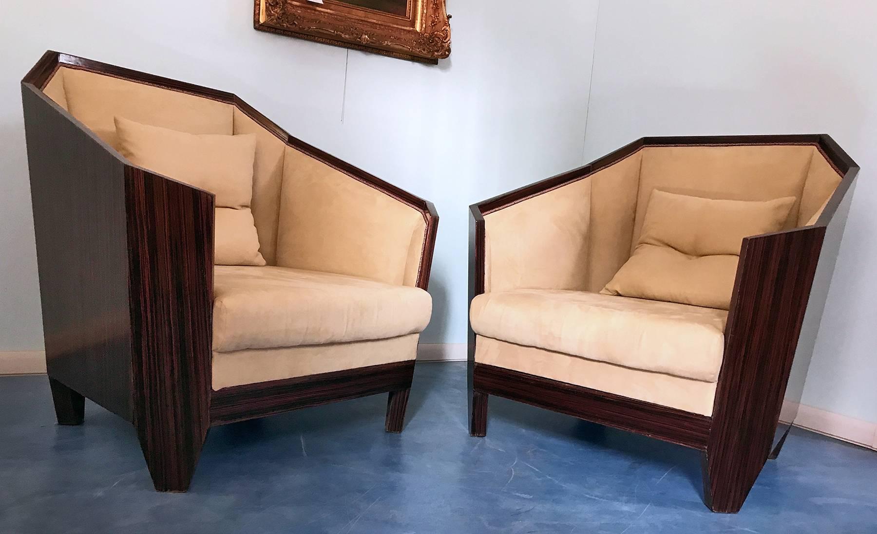 Monumental Art Deco armchairs in rosewood, with a unique line, completely restored with upholstery in artificial suede.