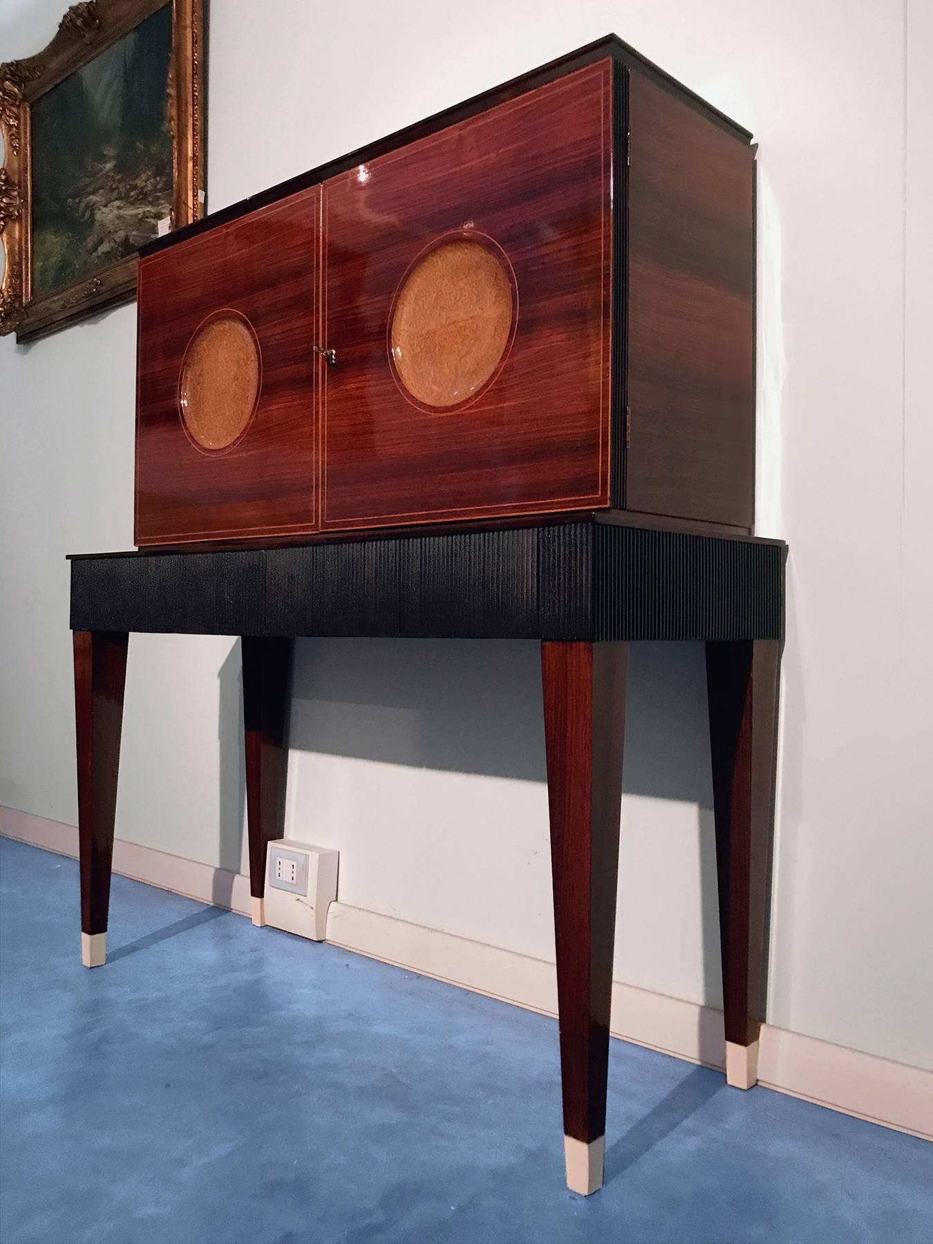 Carved Italian Mid-Century Rosewood Bar Cabinet attributed to Paolo Buffa, 1950s