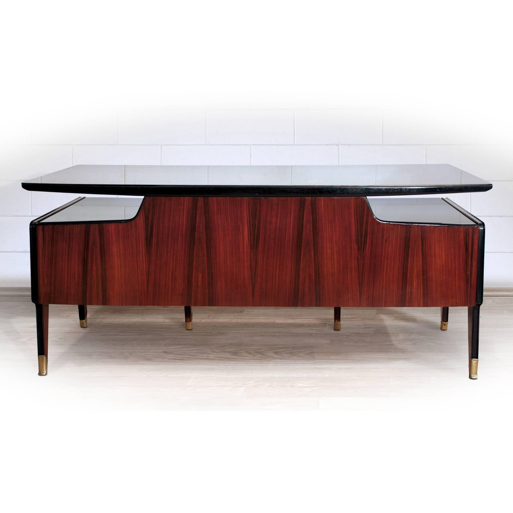 Veneer Italian Mid-Century Rosewood Executive Desk by Vittorio Dassi, 1950s