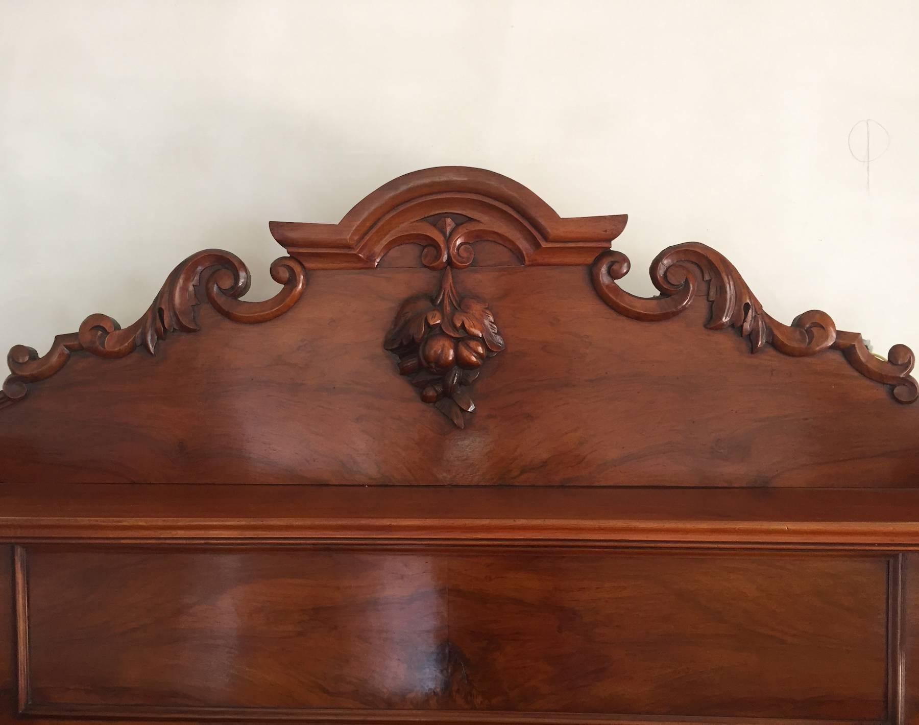 19th Century French Sideboard In Excellent Condition In Traversetolo, IT