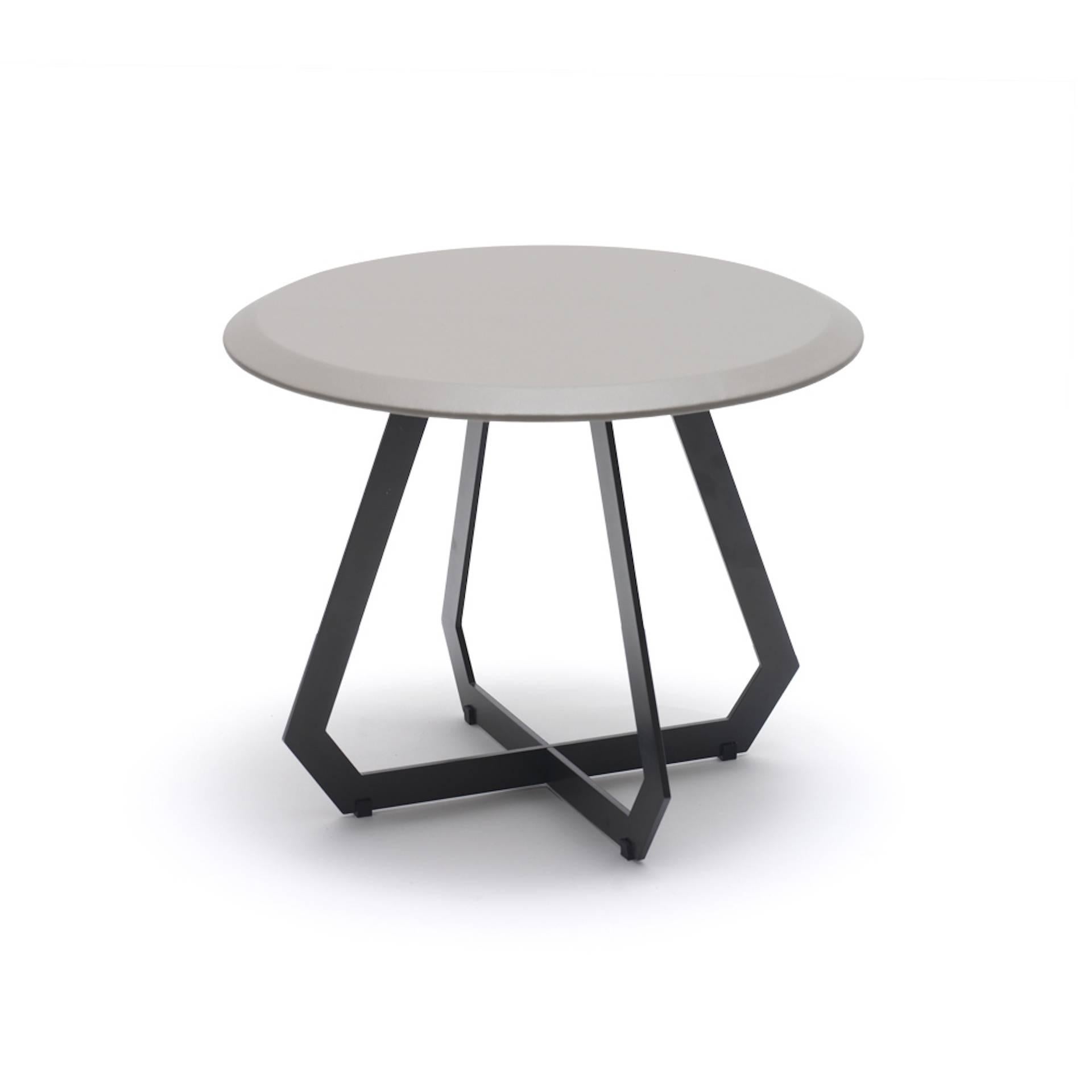 Danish design from Design by Us

The stylish geometric iron base combined with an elegant leather top will make a striking statement in your interior.

Base available in

Brass oxidized iron base 

Raw iron base with black zinc alloy