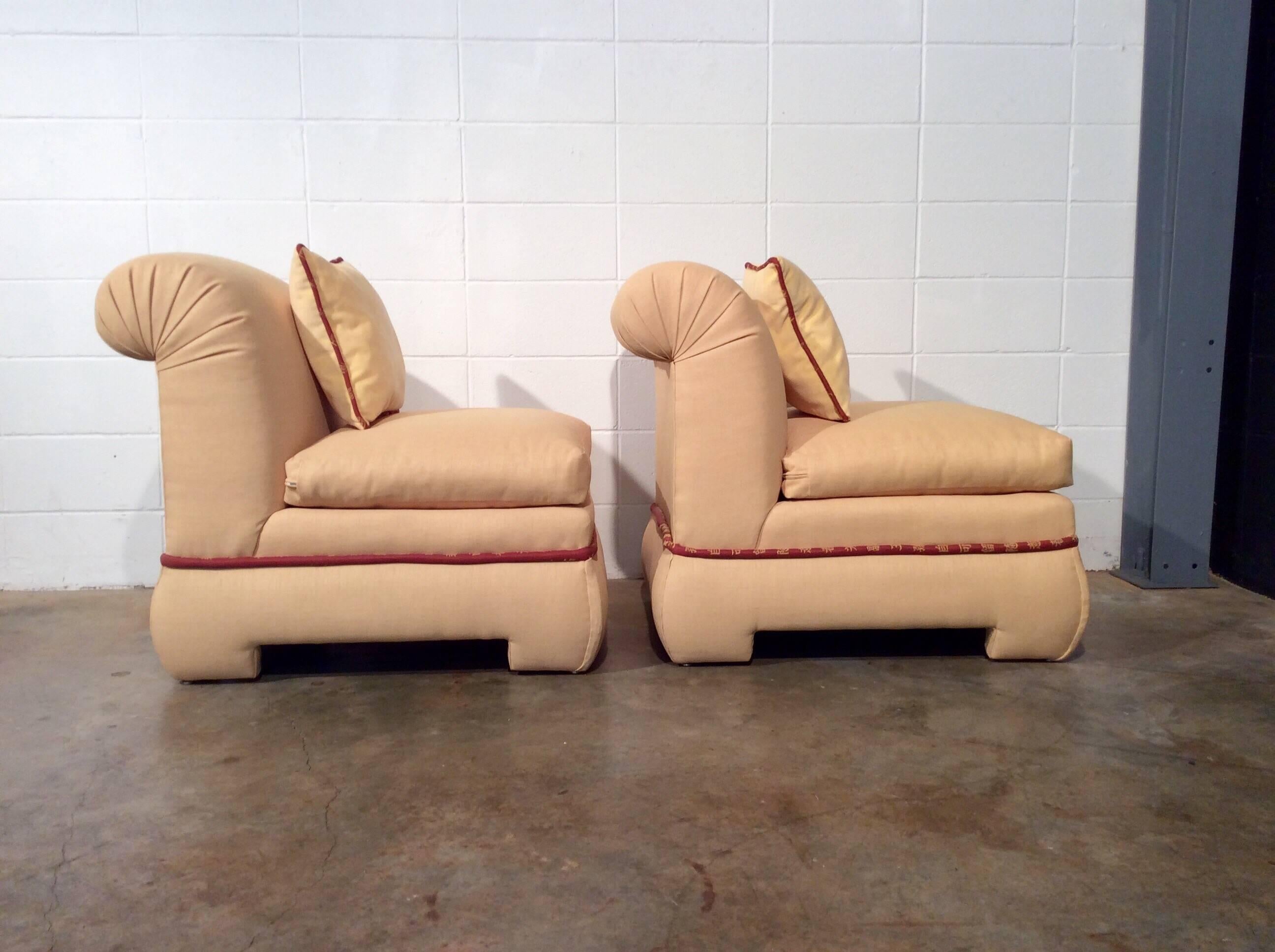 Pair of Fully Upholstered Rolled Back Chairs by Vanguard Furniture In Good Condition In Marietta, GA