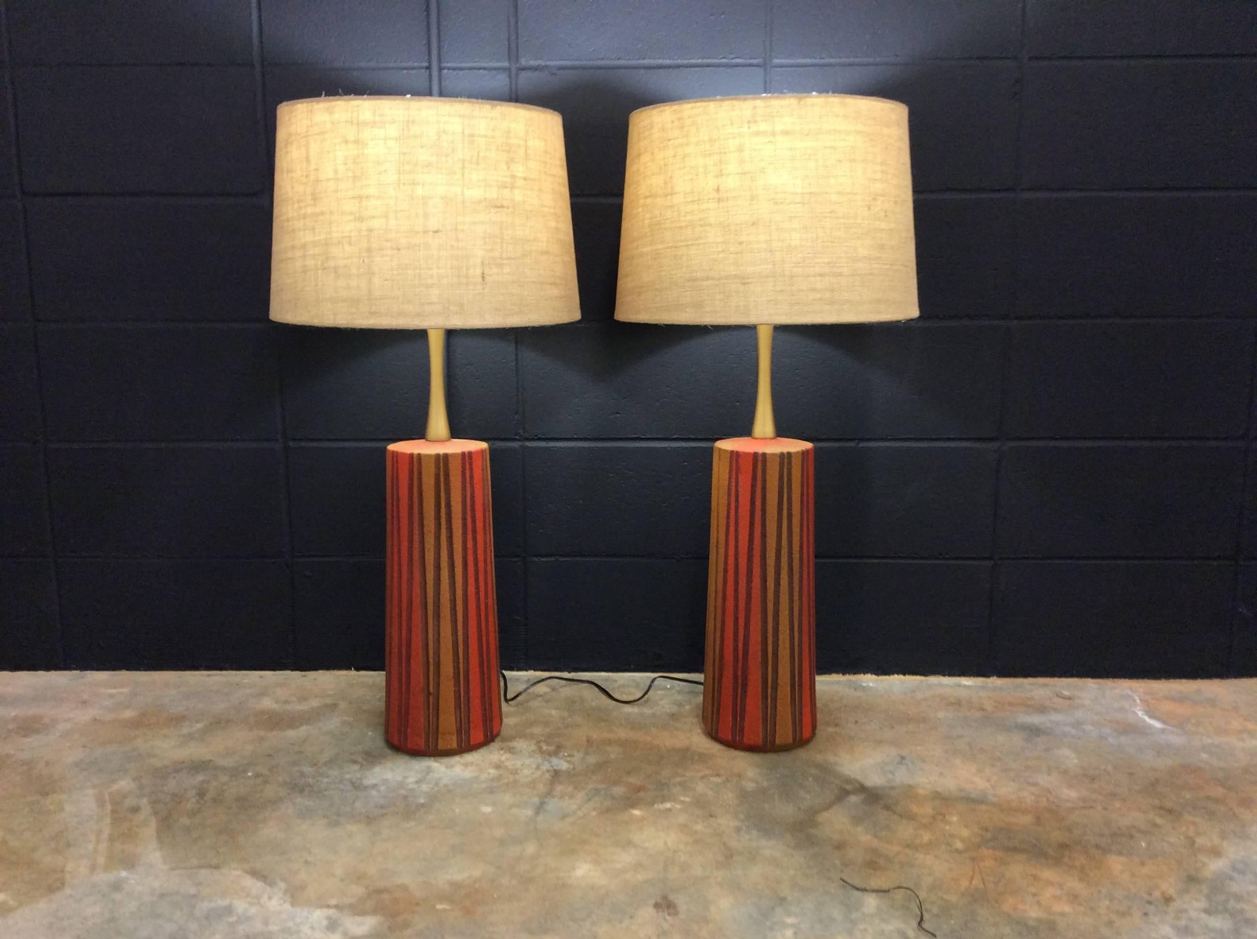 Pair of Vintage Mid-Century Modern Ceramic Table Lamps 3