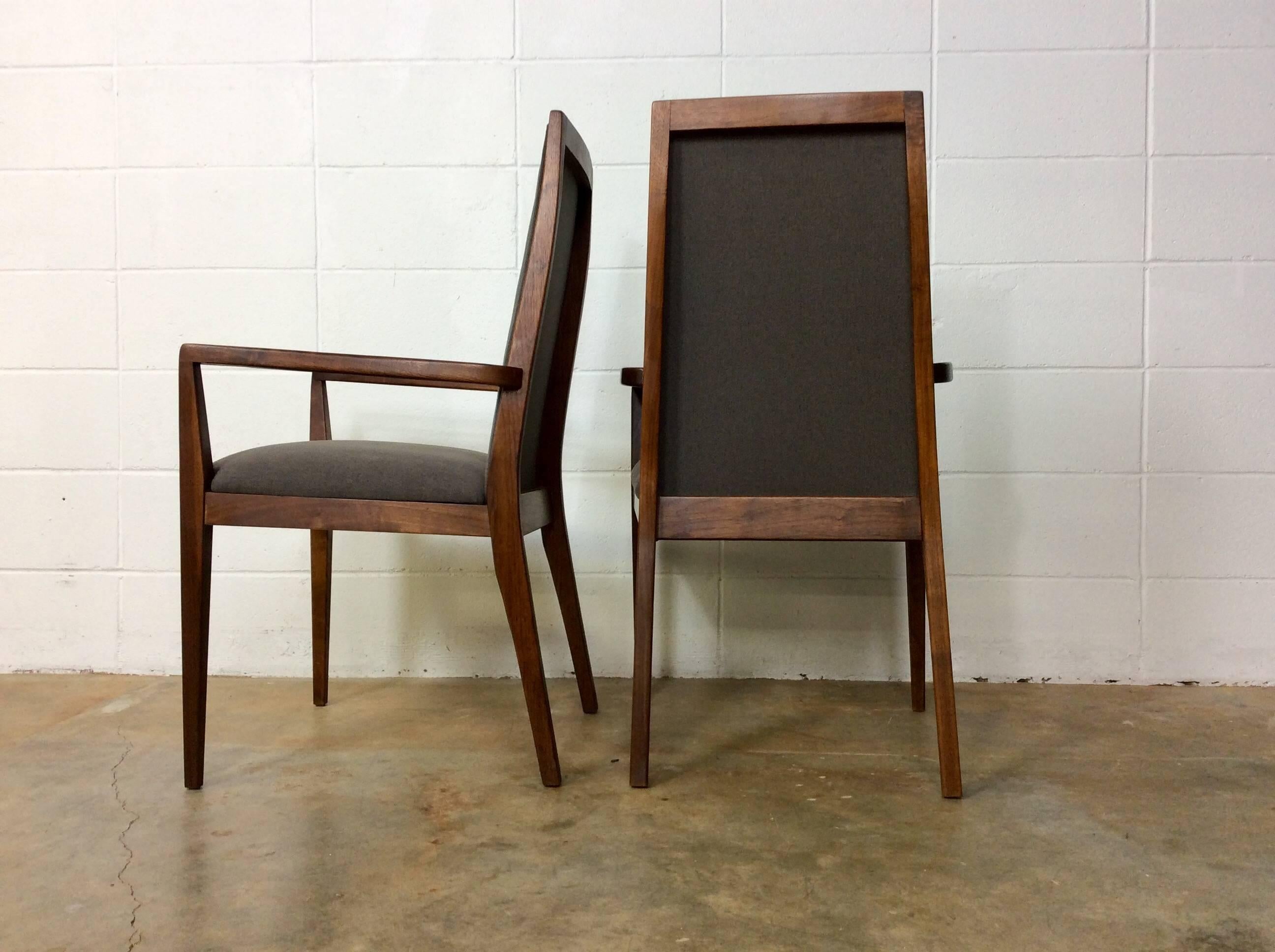 Walnut Mid-Century Modern Dining Chairs by Dillingham, Set of Four In Good Condition In Marietta, GA