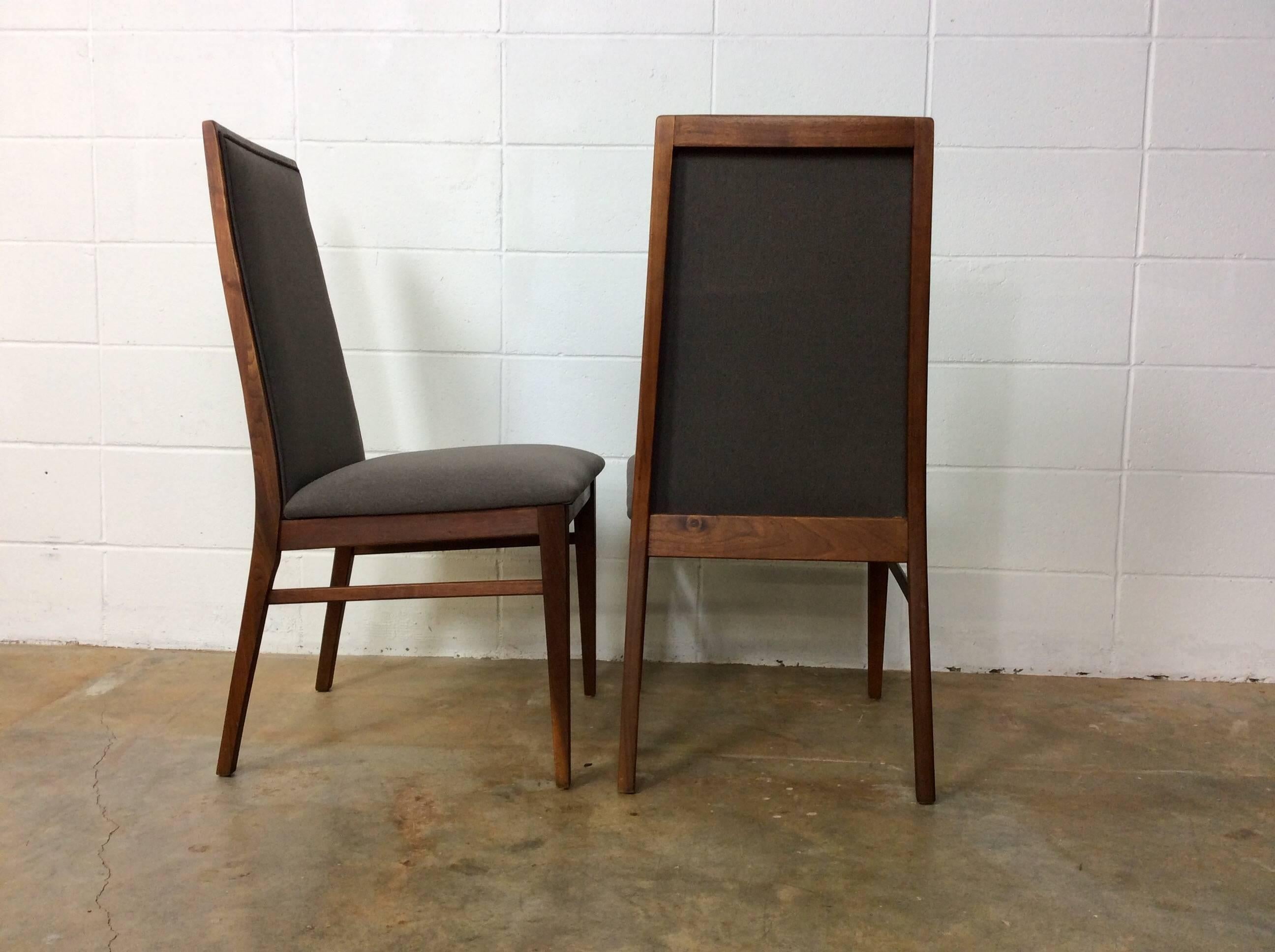 Walnut Mid-Century Modern Dining Chairs by Dillingham, Set of Four 1