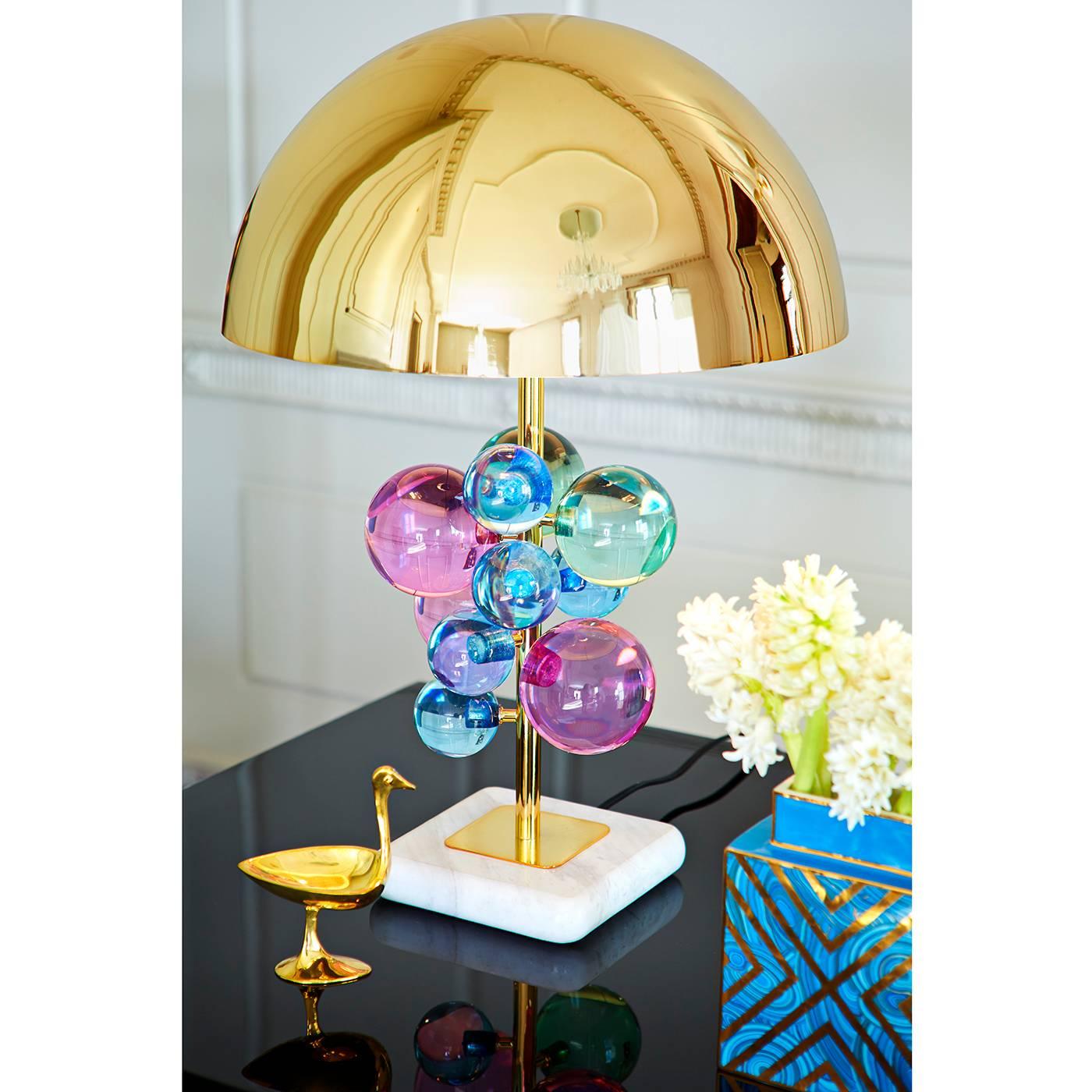 Contemporary Globo Lucite Table Lamp